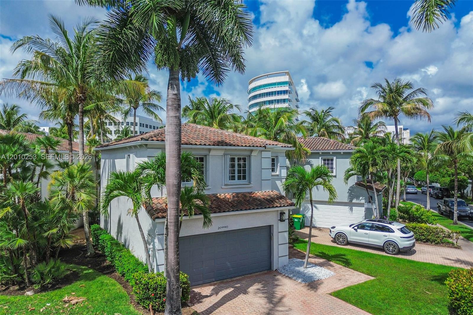 Photo of 20990 30th Pl  (20990), Aventura, Florida, 33180 - 