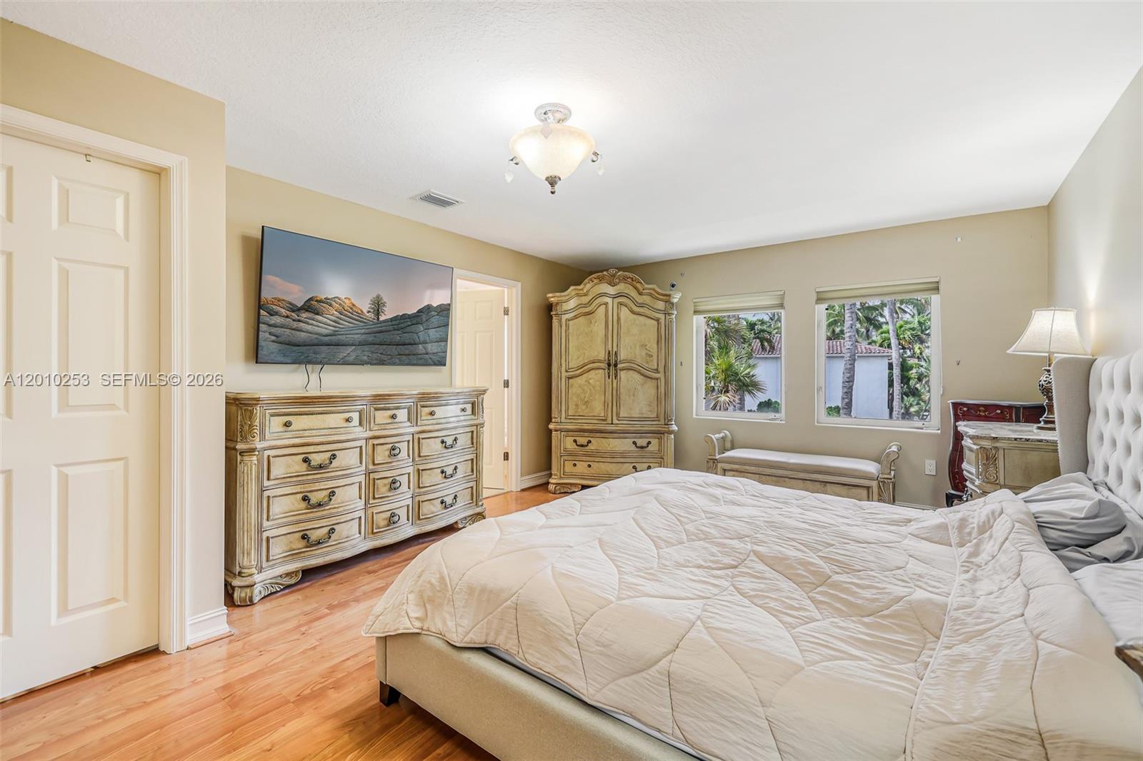 Photo of 20990 30th Pl  (20990), Aventura, Florida, 33180 - 