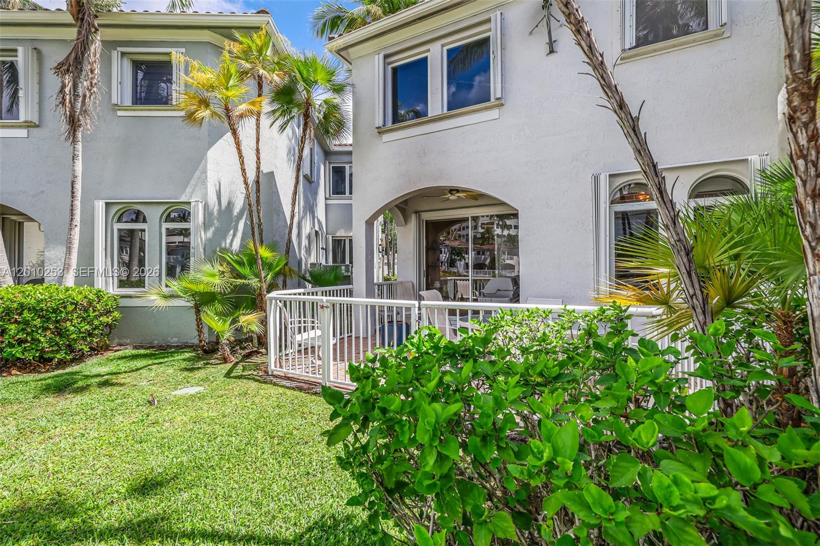 Photo of 20990 30th Pl  (20990), Aventura, Florida, 33180 - 