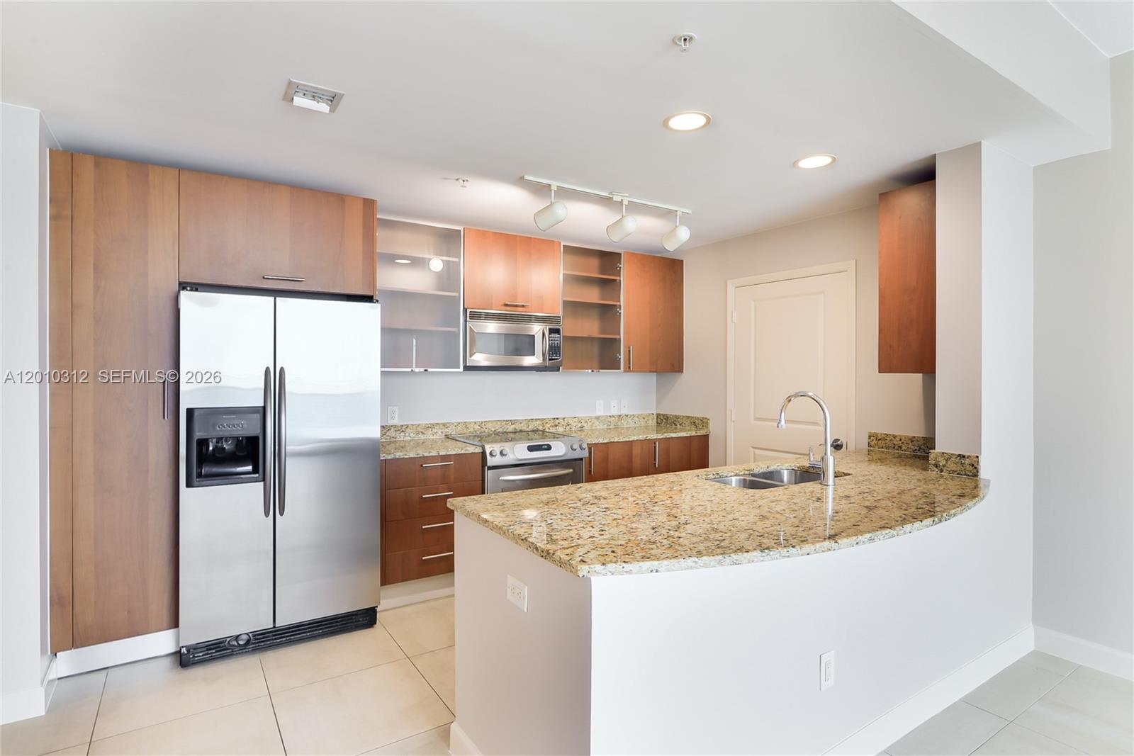 Photo of 1945 Ocean Dr #1609, Hallandale Beach, Florida, 33009 -