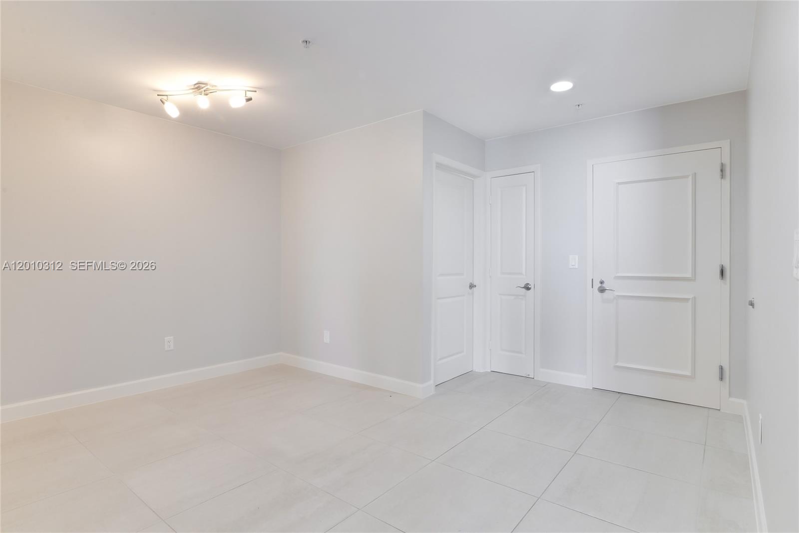 Photo of 1945 Ocean Dr #1609, Hallandale Beach, Florida, 33009 -