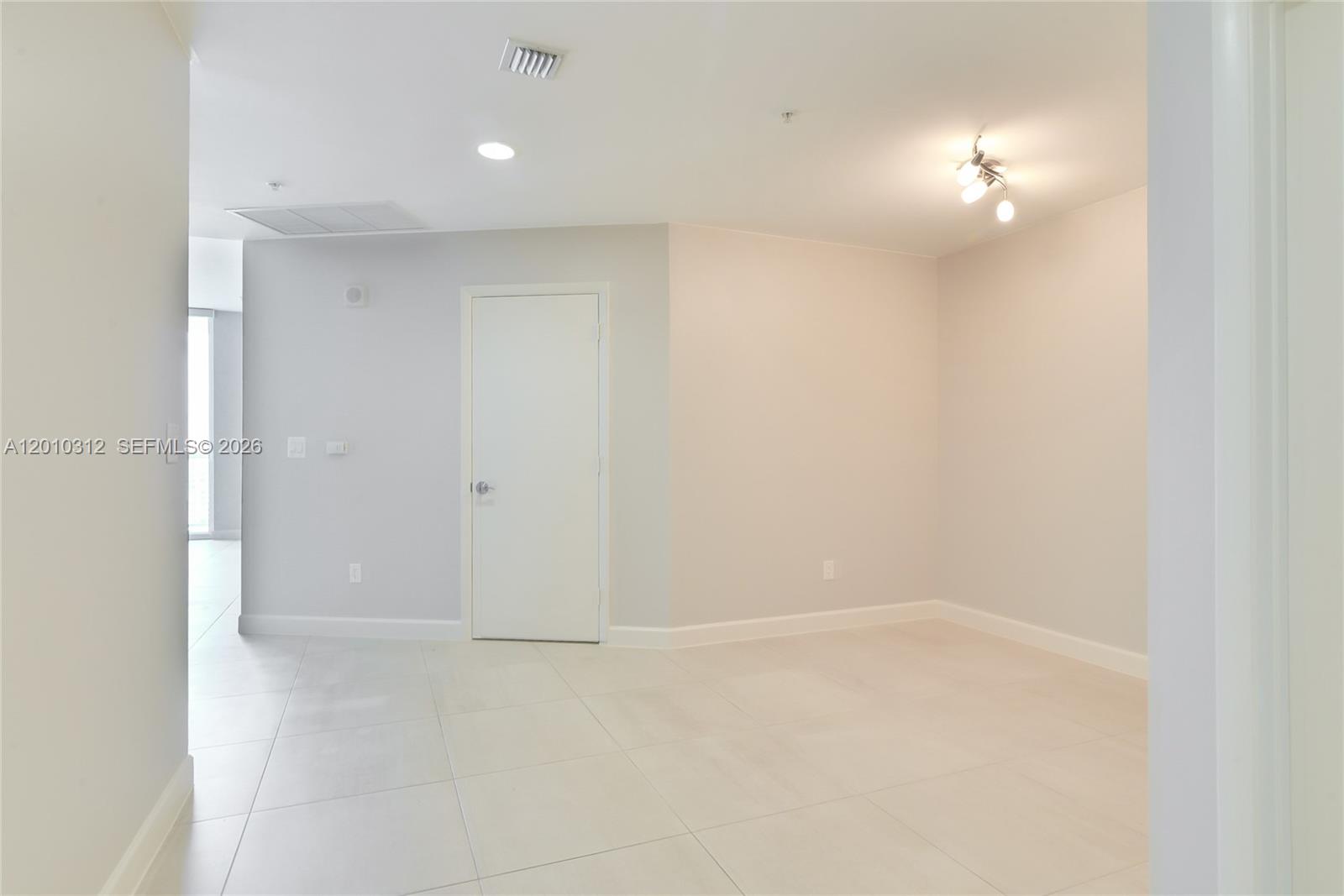 Photo of 1945 Ocean Dr #1609, Hallandale Beach, Florida, 33009 -