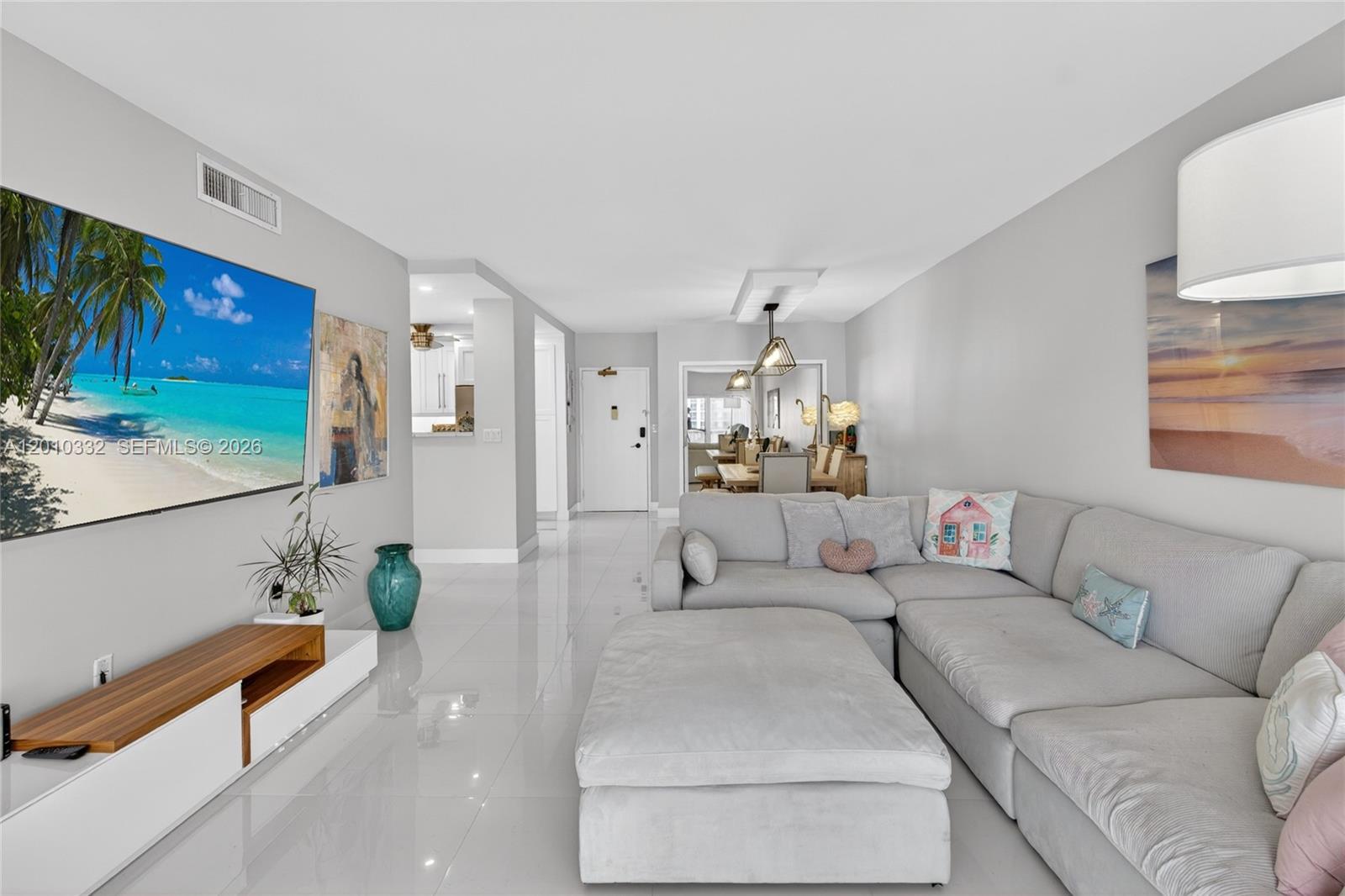 22H 2 / 2 1240 sq. ft. $ 2026-04-30 0 Photo