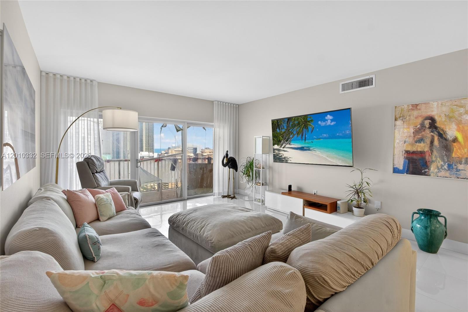 22H 2 / 2 1240 sq. ft. $ 2026-04-30 0 Photo