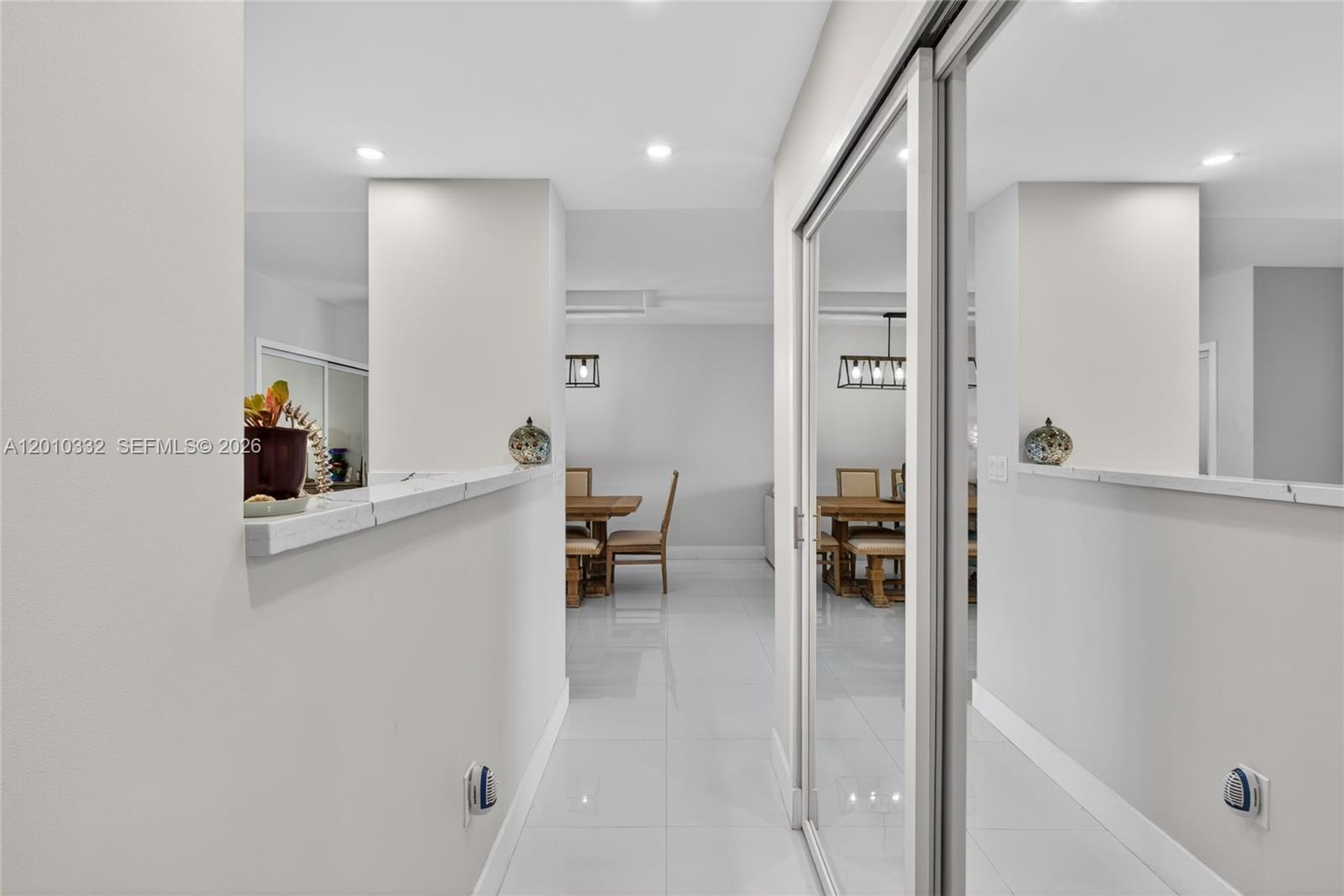 22H 2 / 2 1240 sq. ft. $ 2026-04-30 0 Photo
