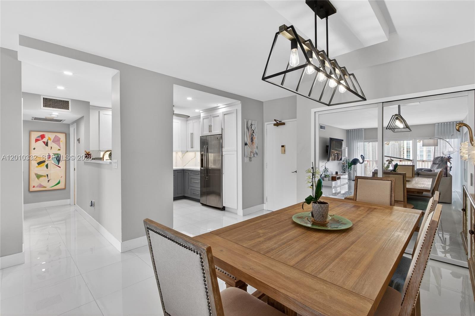 22H 2 / 2 1240 sq. ft. $ 2026-04-30 0 Photo