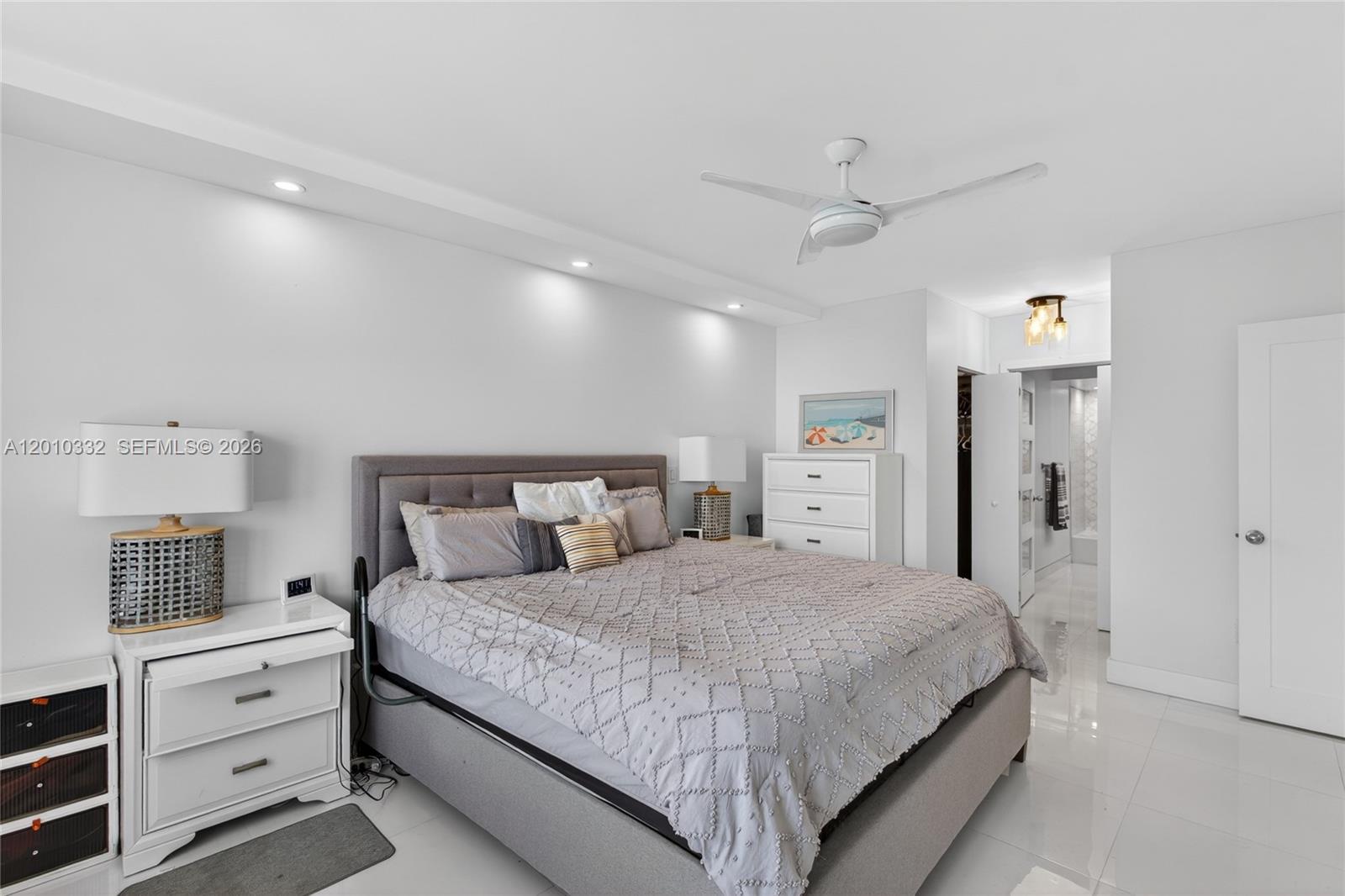 22H 2 / 2 1240 sq. ft. $ 2026-04-30 0 Photo