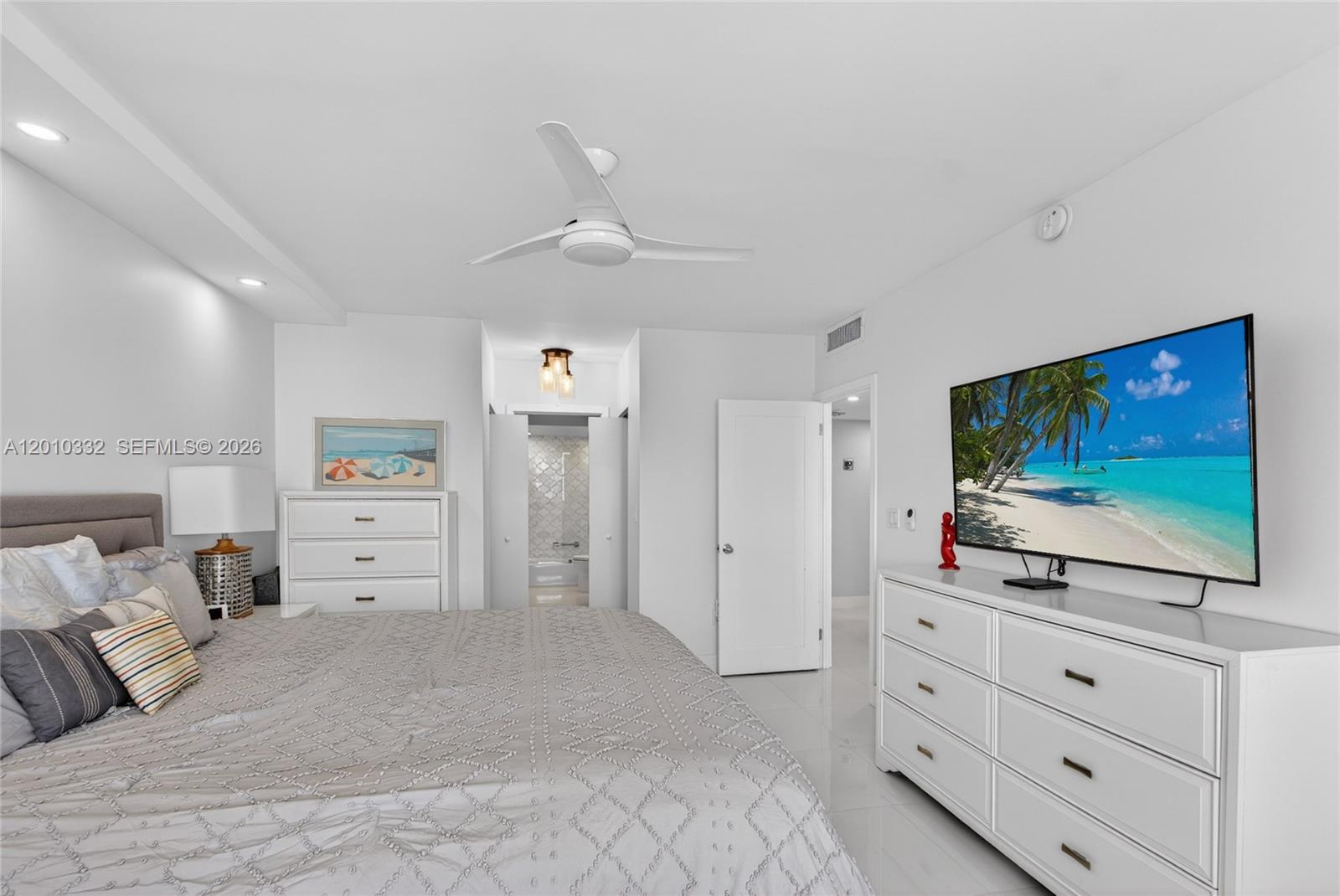 22H 2 / 2 1240 sq. ft. $ 2026-04-30 0 Photo
