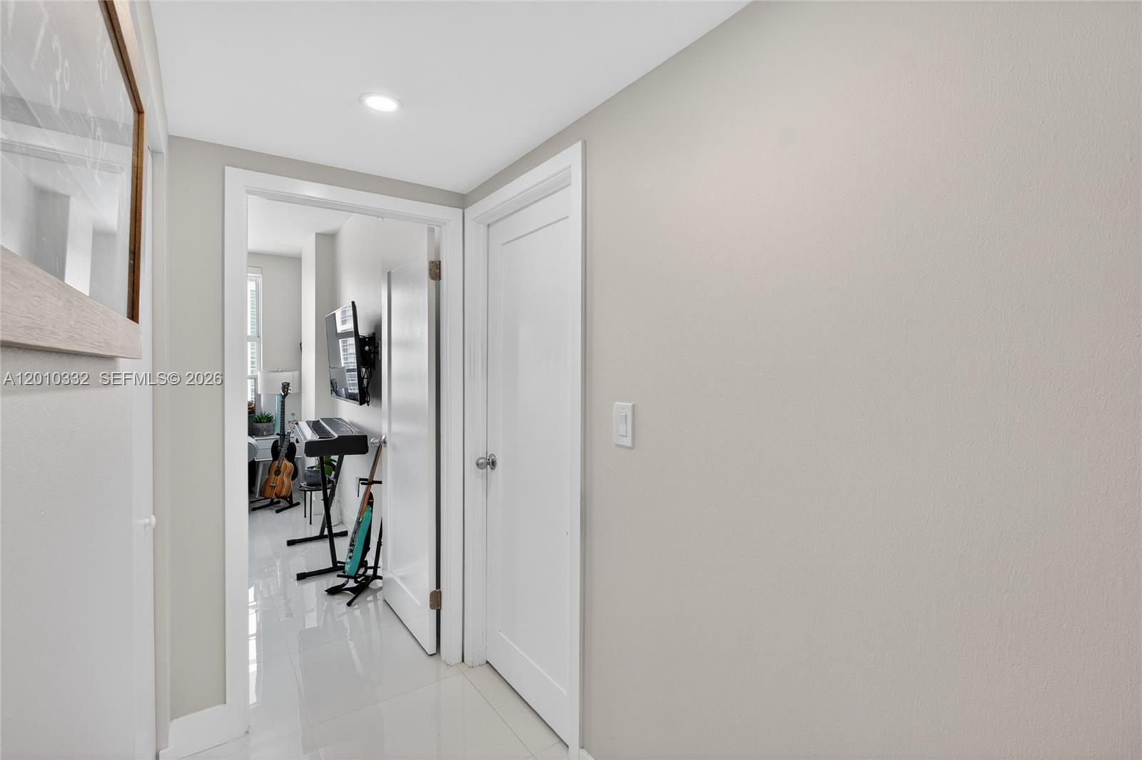 22H 2 / 2 1240 sq. ft. $ 2026-04-30 0 Photo