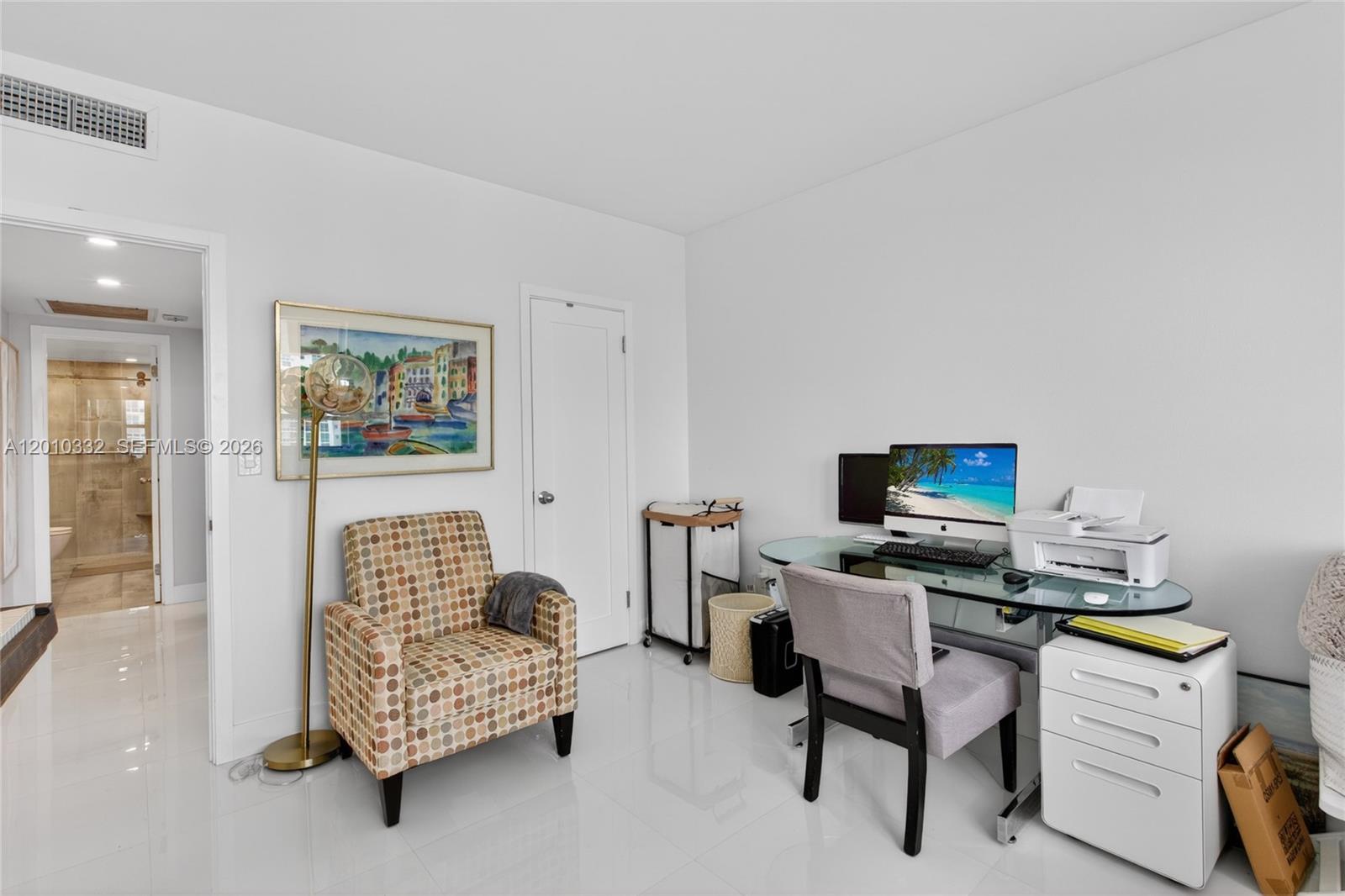 22H 2 / 2 1240 sq. ft. $ 2026-04-30 0 Photo