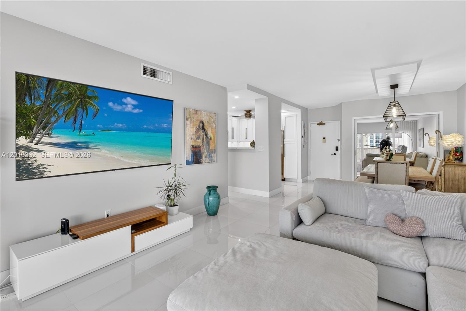 22H 2 / 2 1240 sq. ft. $ 2026-04-30 0 Photo