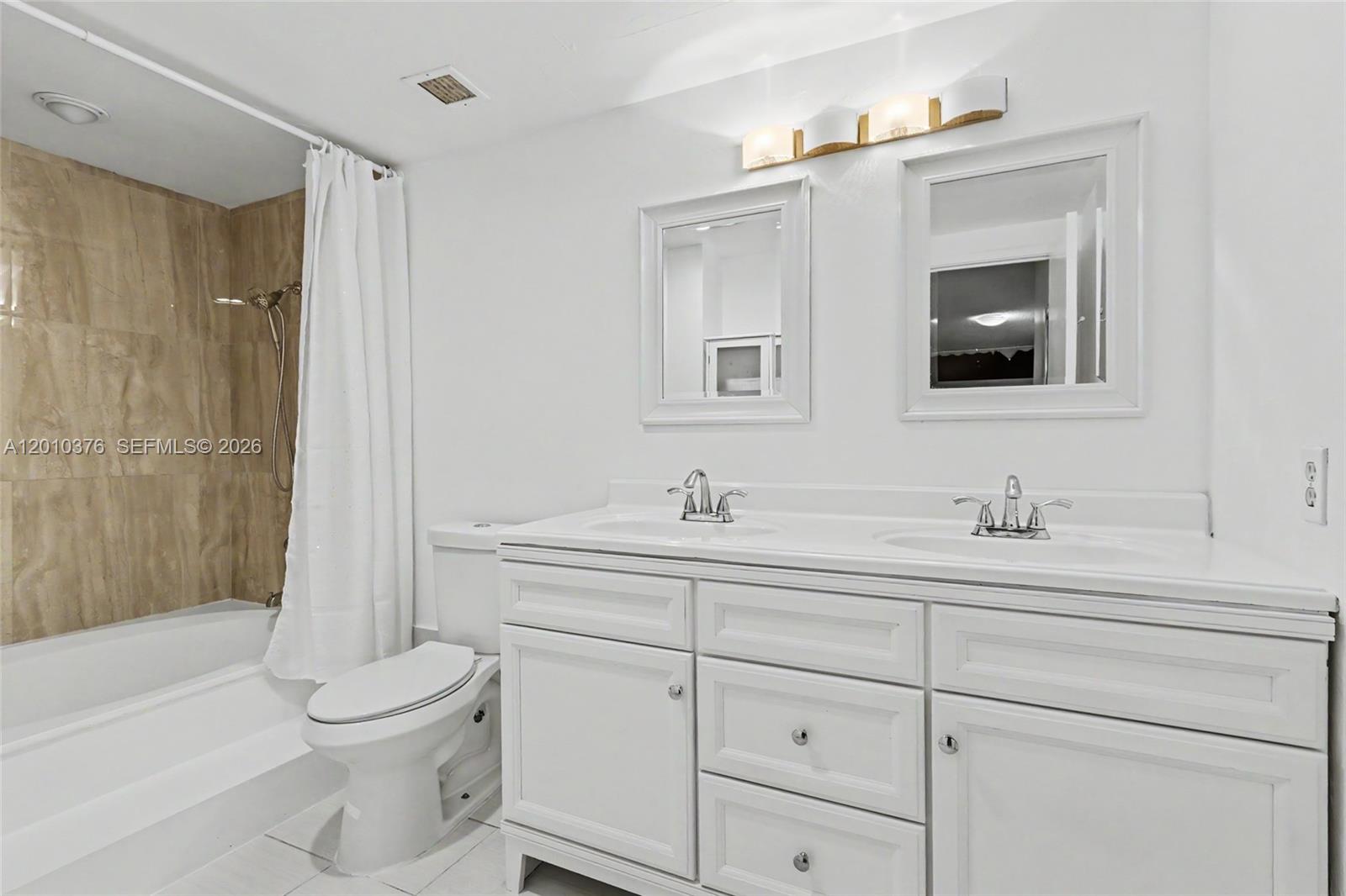 See details 1211 2 / 2 1372 sq. ft. $ 2026-05-01 0 Photo