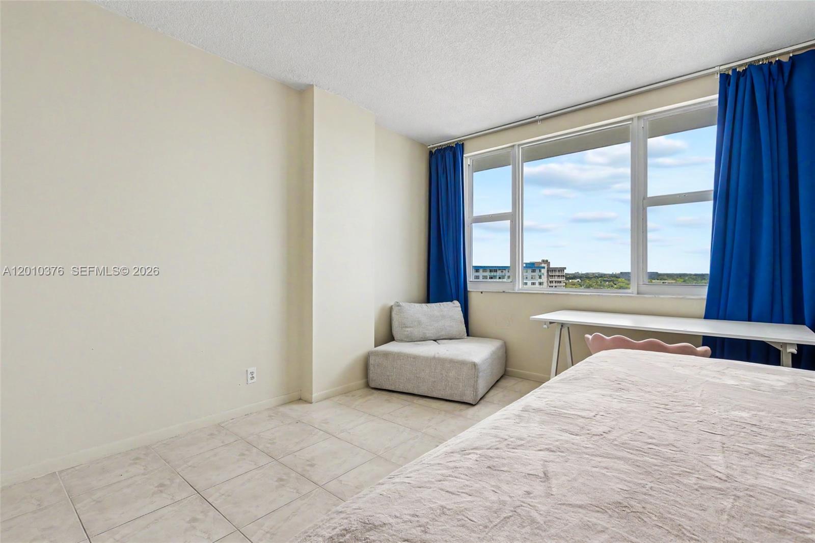 See details 1211 2 / 2 1372 sq. ft. $ 2026-05-01 0 Photo