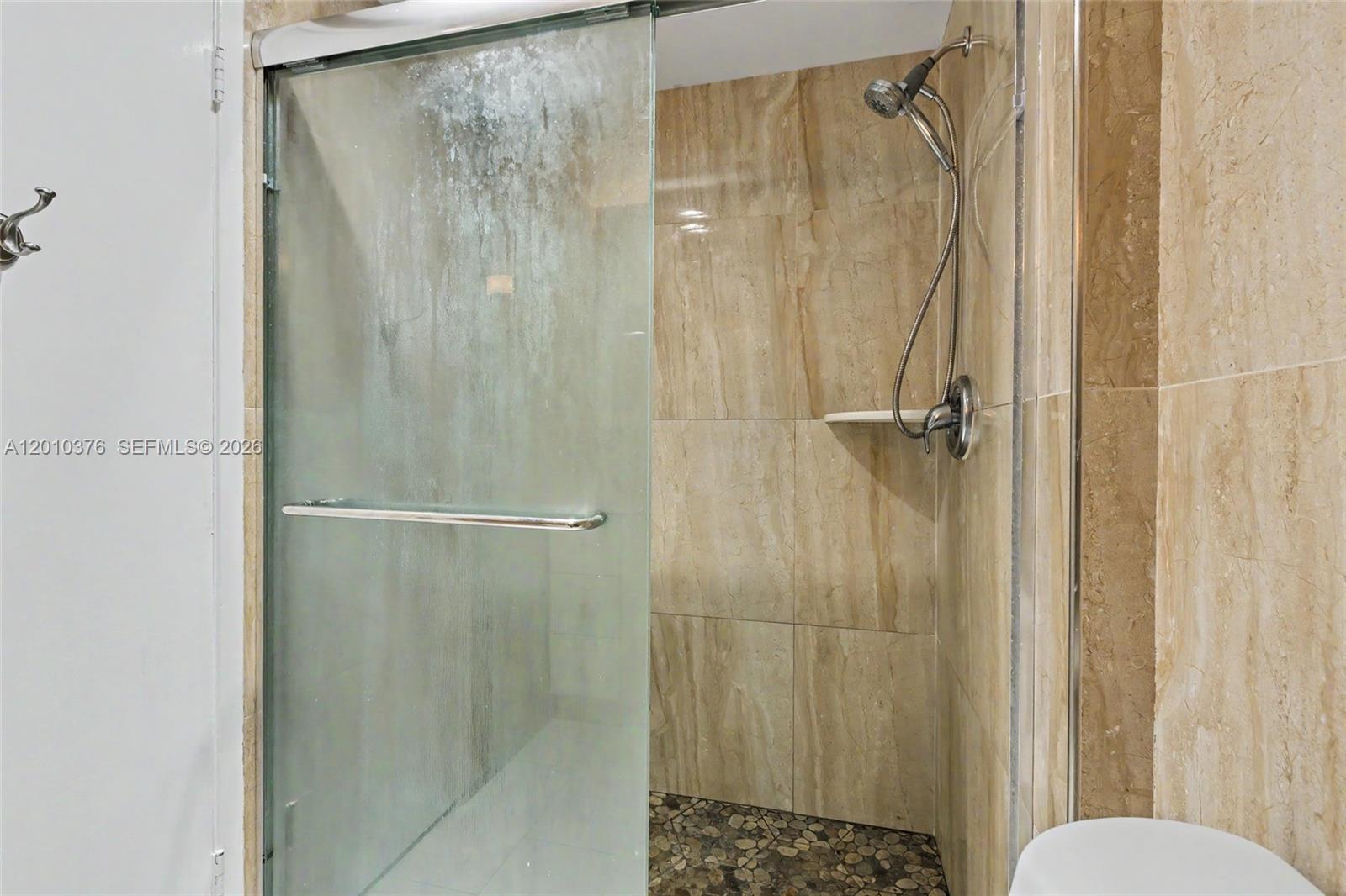 See details 1211 2 / 2 1372 sq. ft. $ 2026-05-01 0 Photo