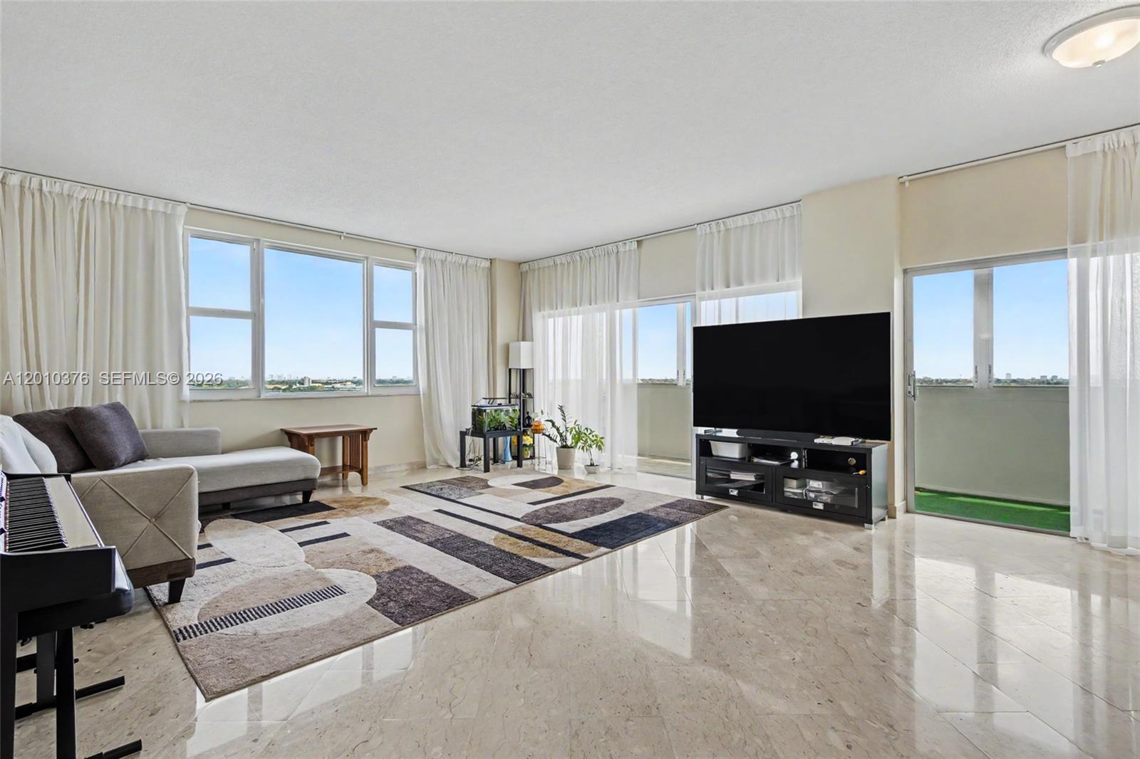 See details 1211 2 / 2 1372 sq. ft. $ 2026-05-01 0 Photo