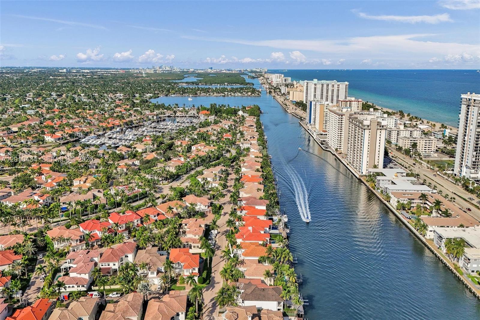 Photo of 1575 Windjammer Way  (1575), Hollywood, Florida, 33019 - 