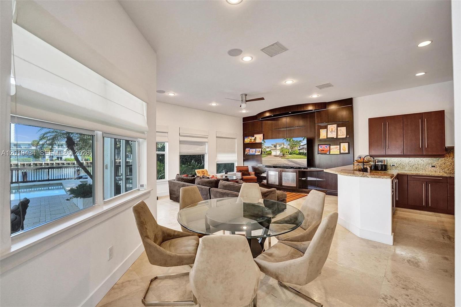 Photo of 1575 Windjammer Way  (1575), Hollywood, Florida, 33019 - 