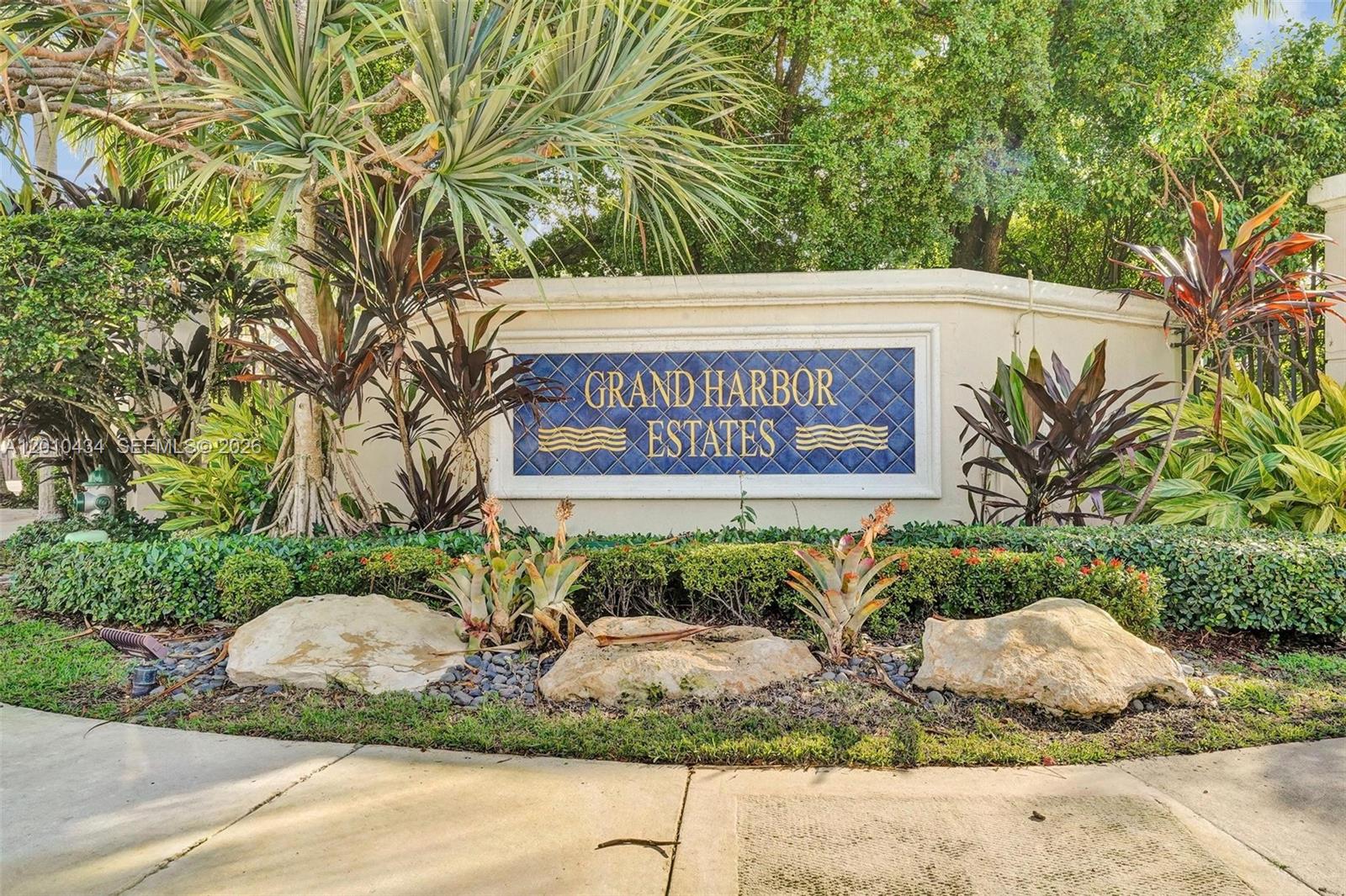 Photo of 1575 Windjammer Way  (1575), Hollywood, Florida, 33019 - 