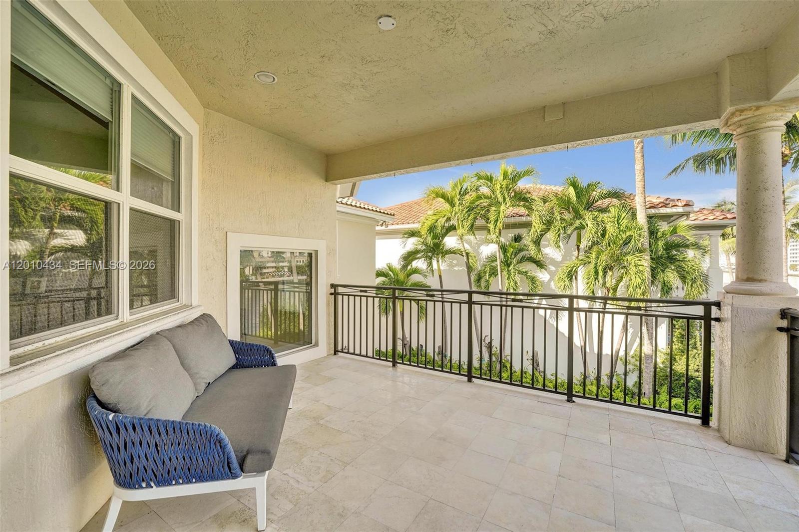 Photo of 1575 Windjammer Way  (1575), Hollywood, Florida, 33019 - 