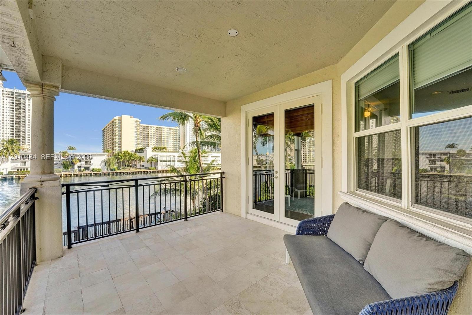 Photo of 1575 Windjammer Way  (1575), Hollywood, Florida, 33019 - 