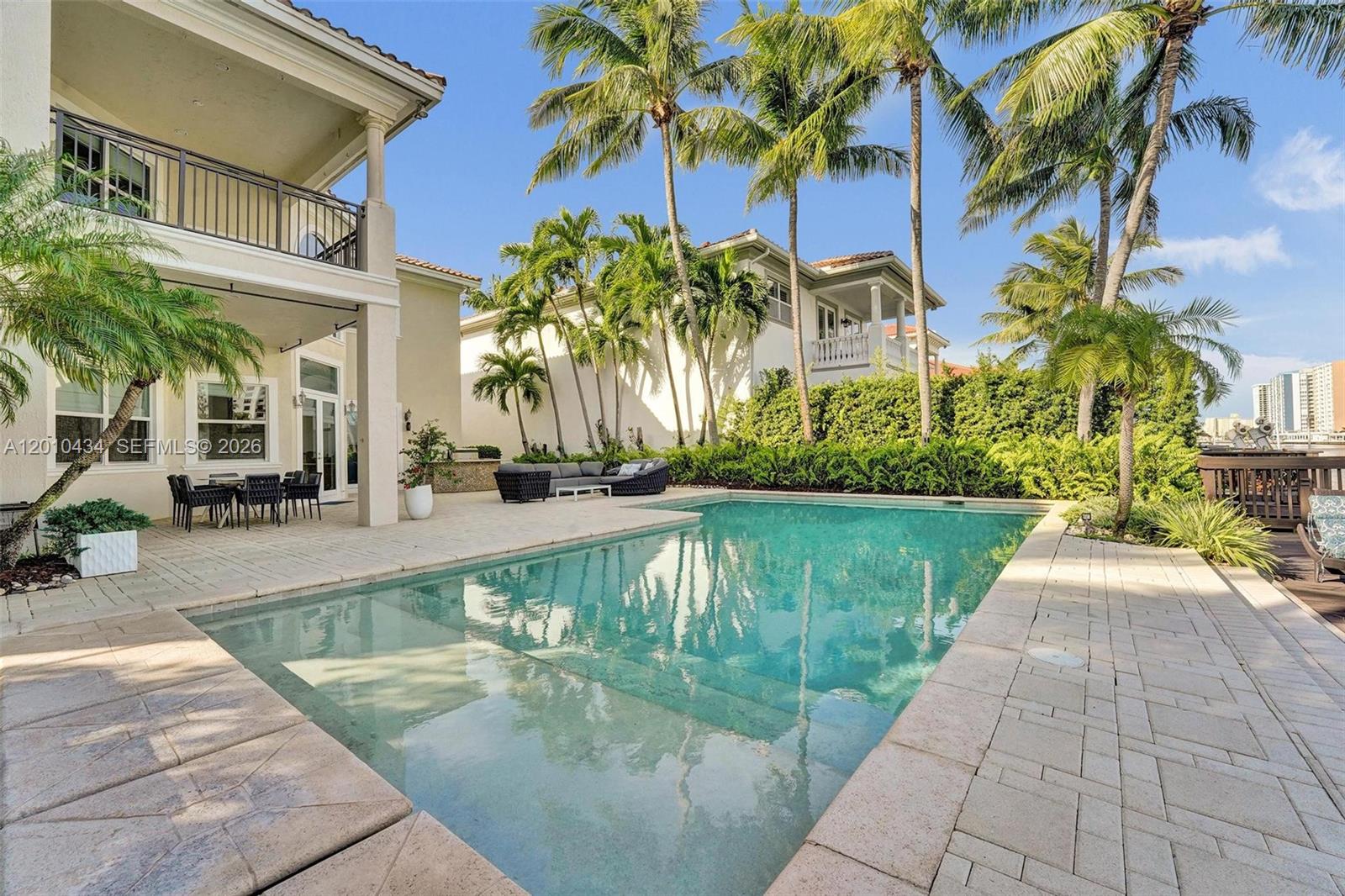 Photo of 1575 Windjammer Way  (1575), Hollywood, Florida, 33019 - 