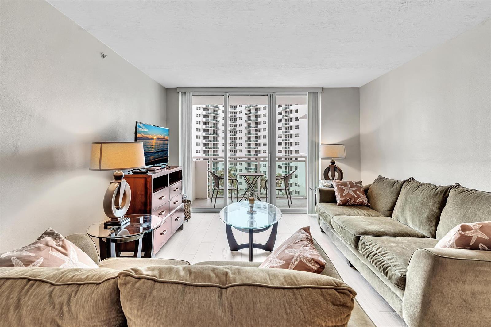 Photo of 3000 Ocean  #714, Hollywood, Florida, 33019 - Photo 15