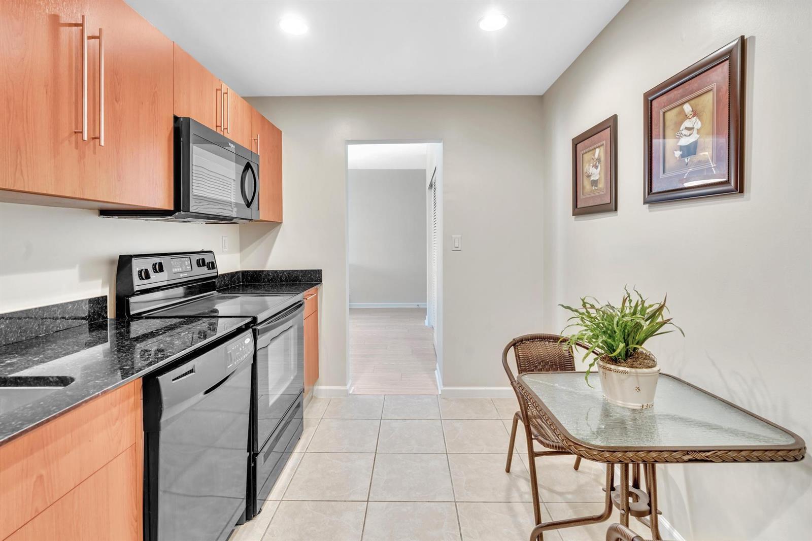 Photo of 3000 Ocean  #714, Hollywood, Florida, 33019 - Photo 30