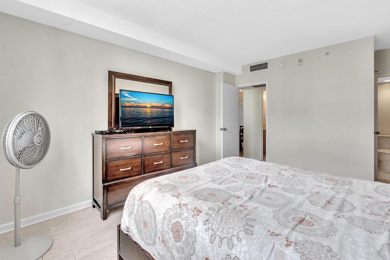 Photo of 3000 Ocean  #714, Hollywood, Florida, 33019 - Photo 33
