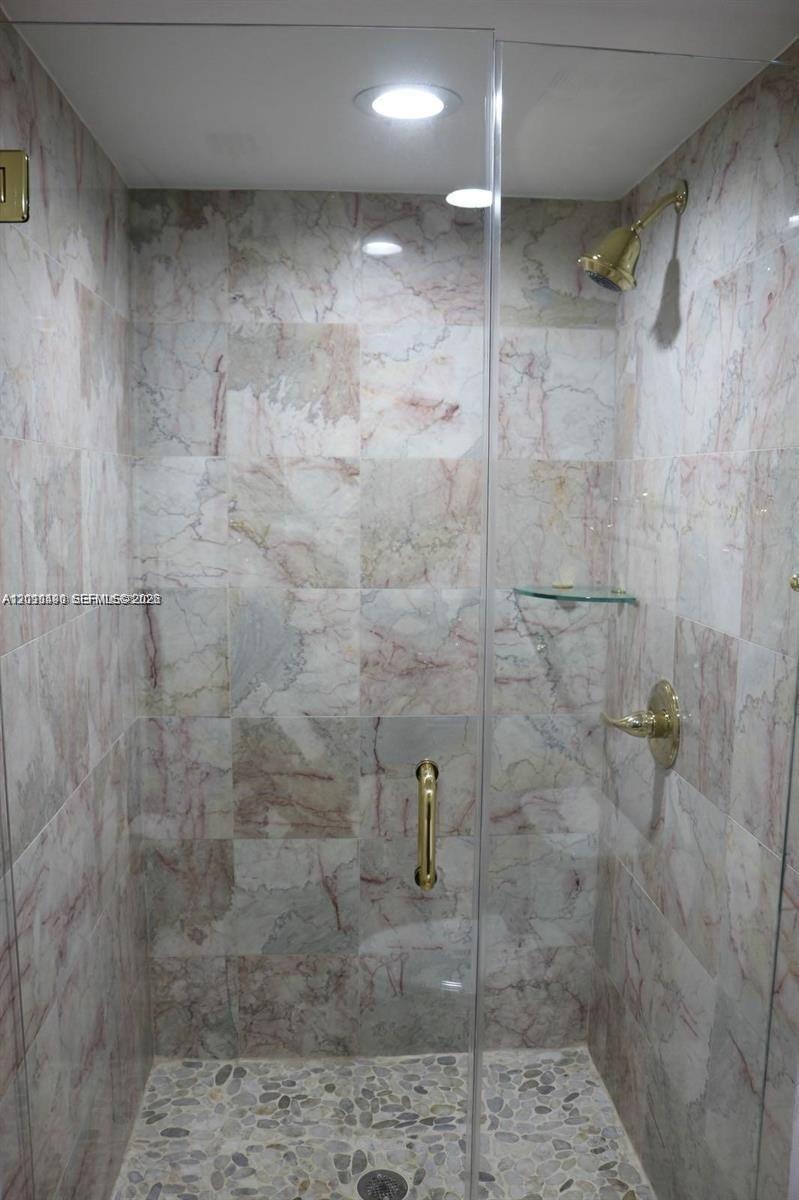 Photo of 21120 Jib Ct (21120), Aventura, Florida, 33180 -