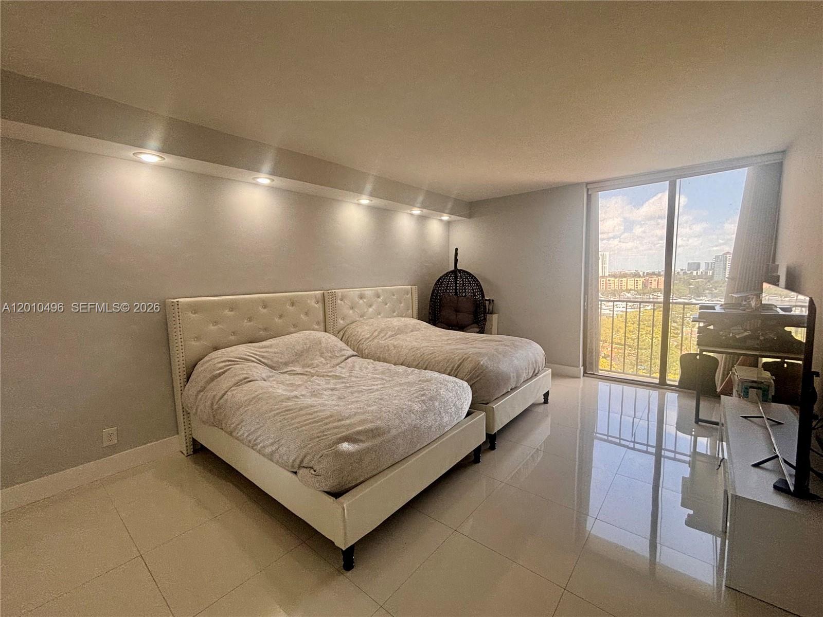 Photo of 19355 Turnberry Way  #7B, Aventura, Florida, 33180 - 