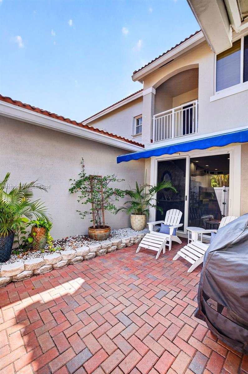 Photo of 1581 Yellowheart Way  (1581), Hollywood, Florida, 33019 - 