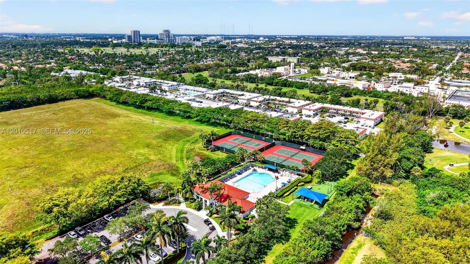 Photo of 1581 Yellowheart Way  (1581), Hollywood, Florida, 33019 - 