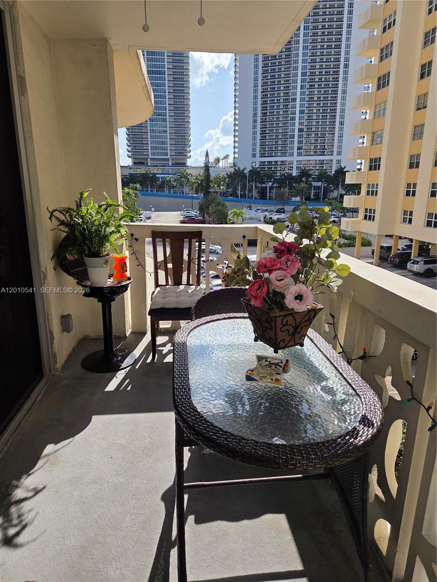 Photo of 1817 Ocean Dr  #325, Hallandale Beach, Florida, 33009 - 
