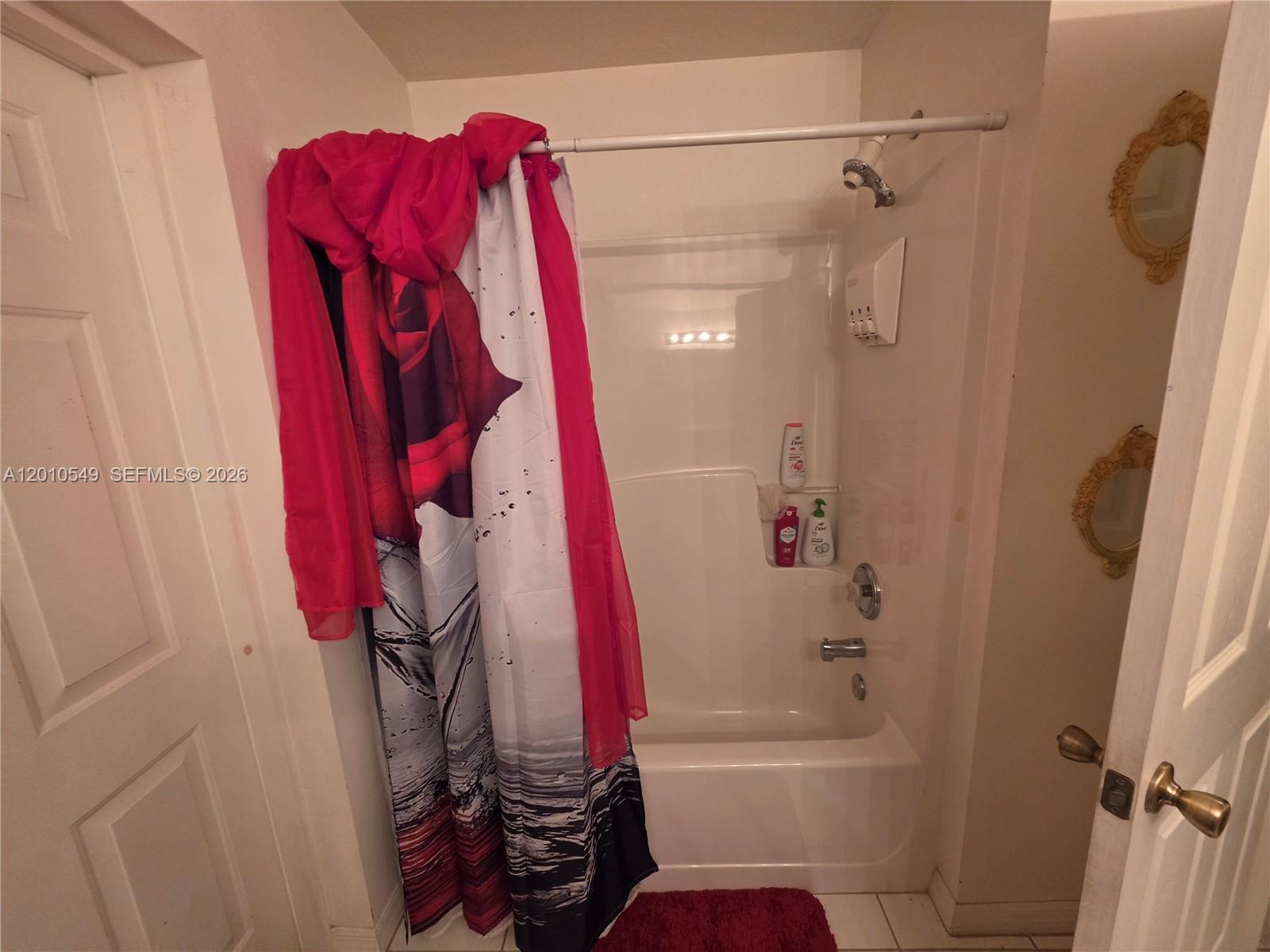 2637 4 / 2 2236 sq. ft. $ 2026-04-30 0 Photo