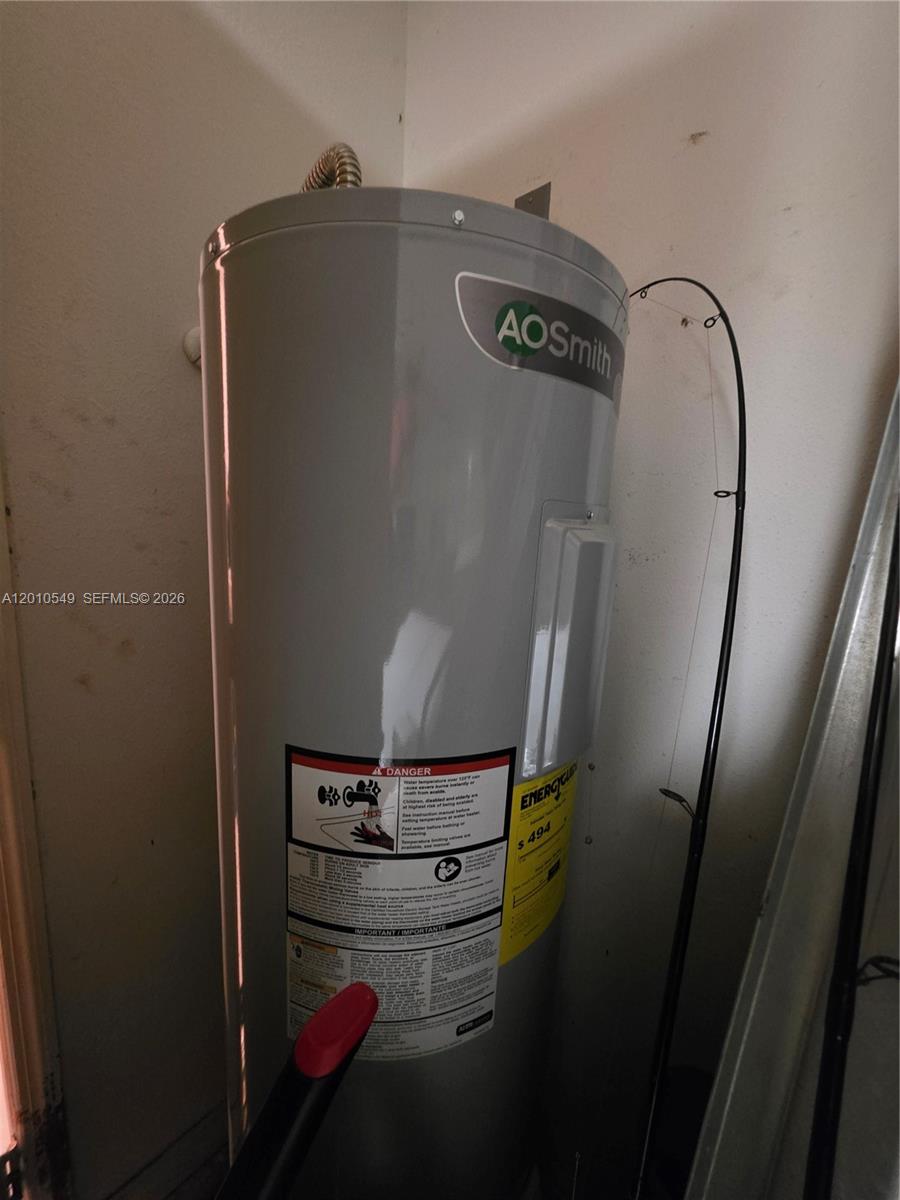 2637 4 / 2 2236 sq. ft. $ 2026-04-30 0 Photo