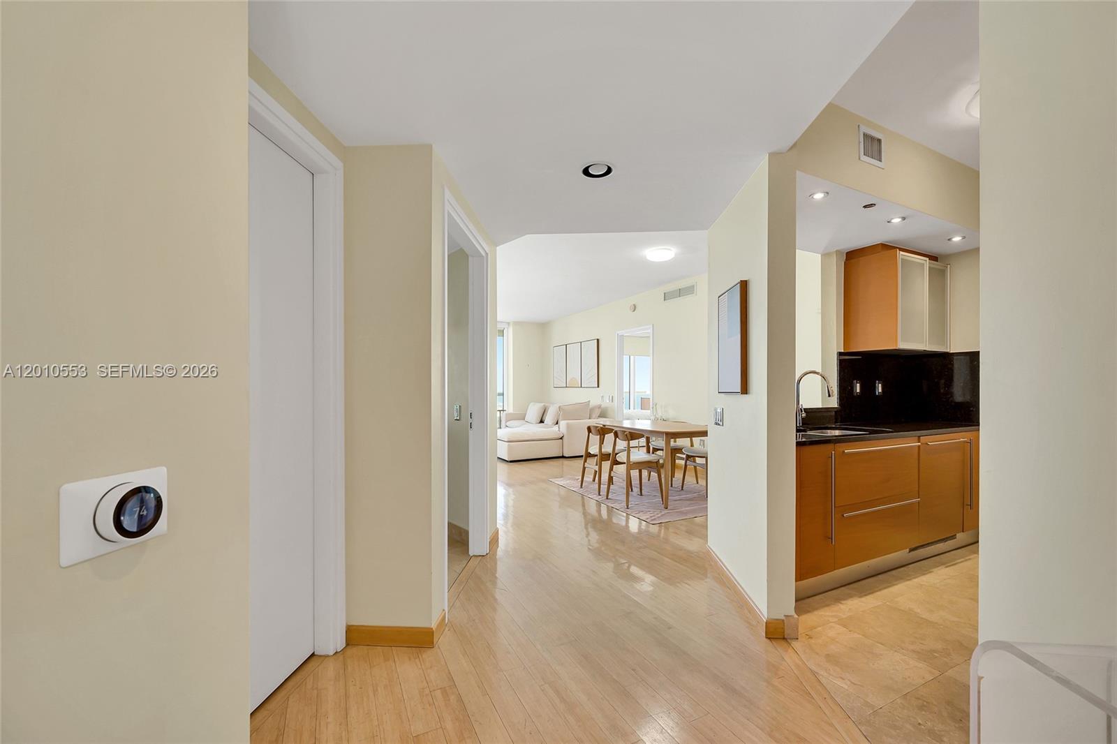 Photo of 450 Alton Rd #2810, Miami Beach, Florida, 33139 -
