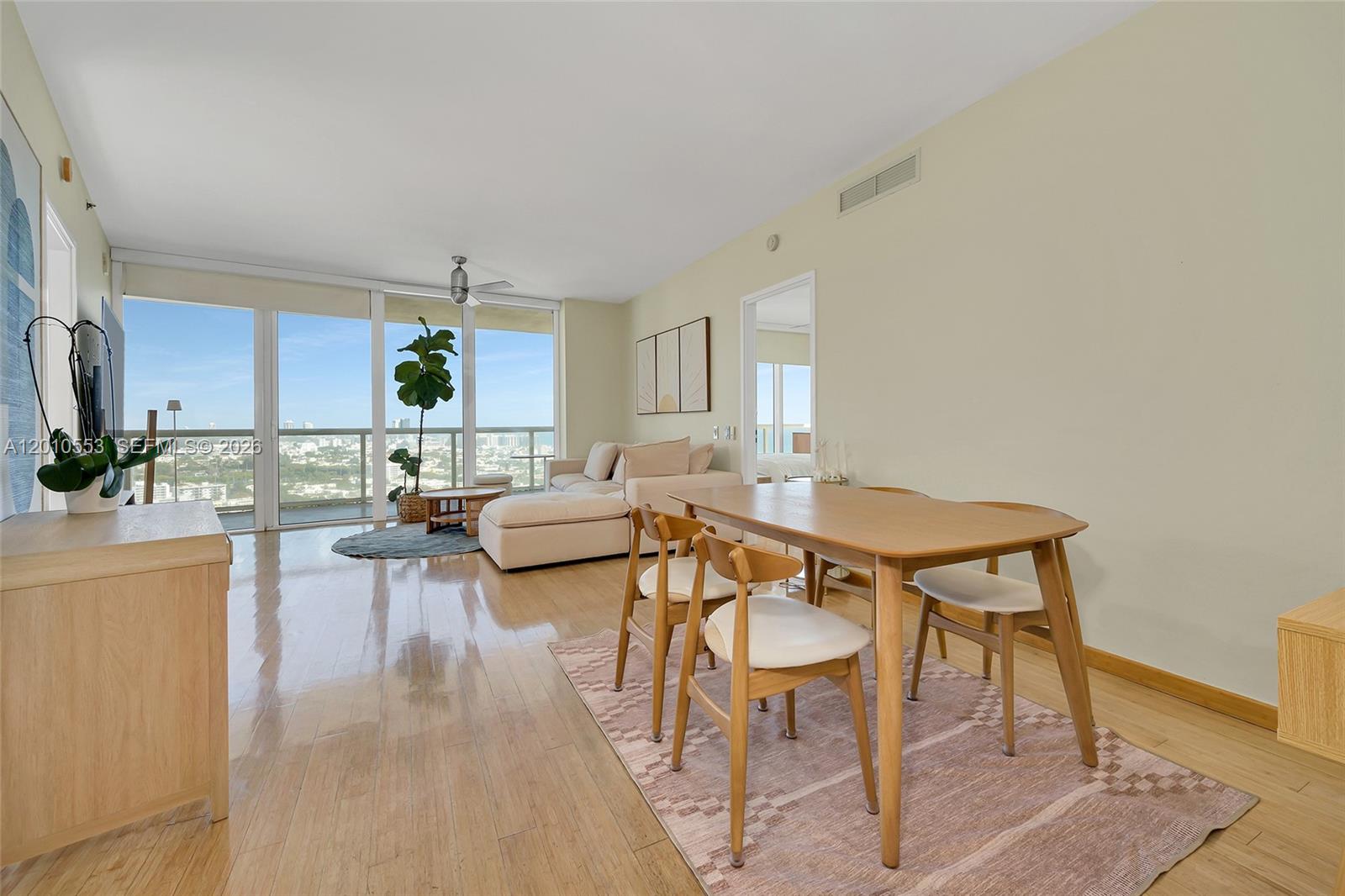 Photo of 450 Alton Rd #2810, Miami Beach, Florida, 33139 -