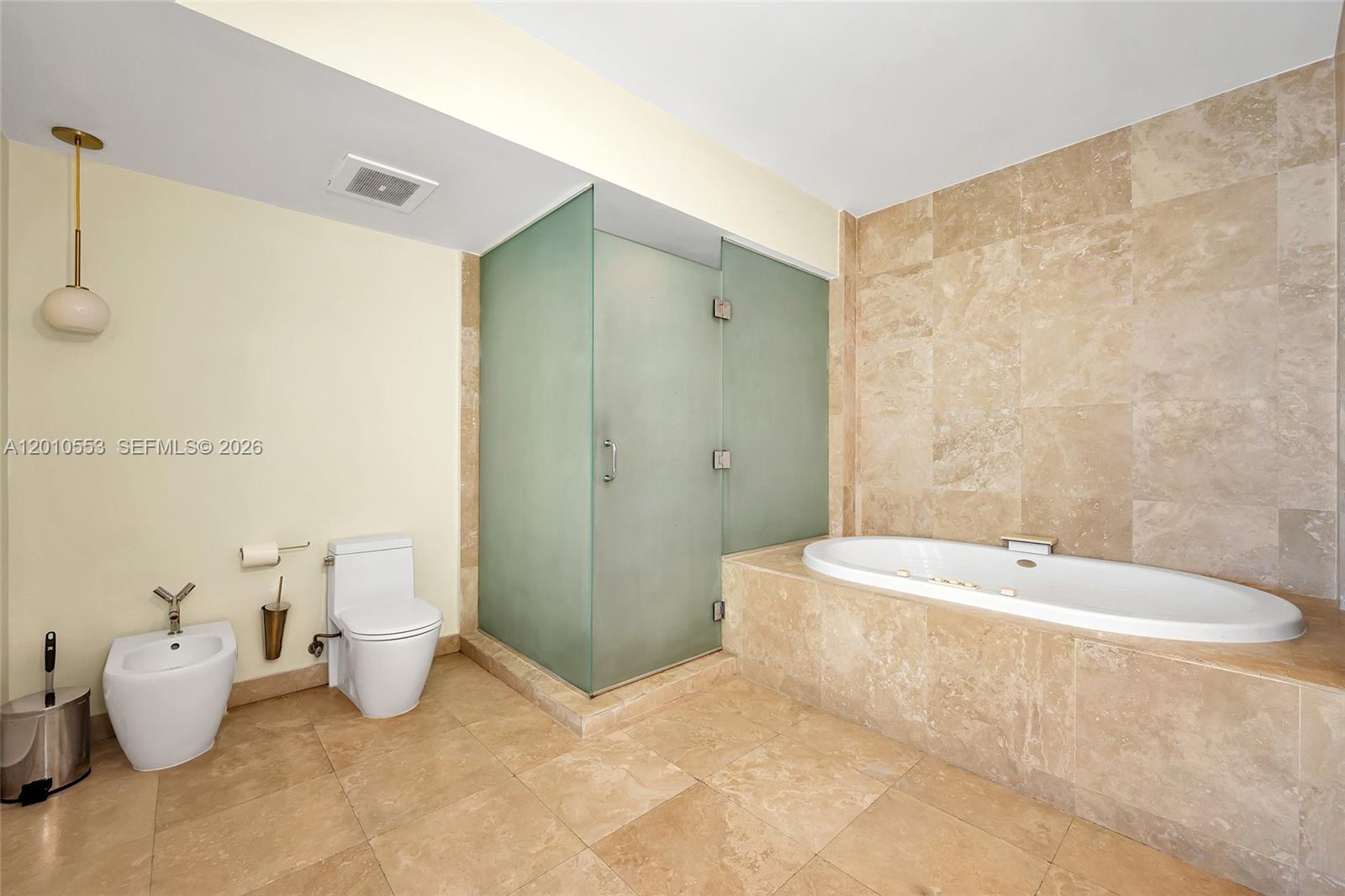 Photo of 450 Alton Rd #2810, Miami Beach, Florida, 33139 -
