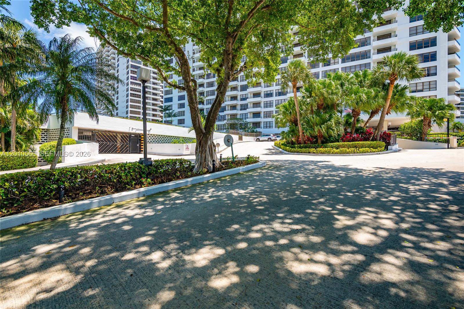 Photo of 600 Three Islands Blvd  #402, Hallandale Beach, Florida, 33009 - 