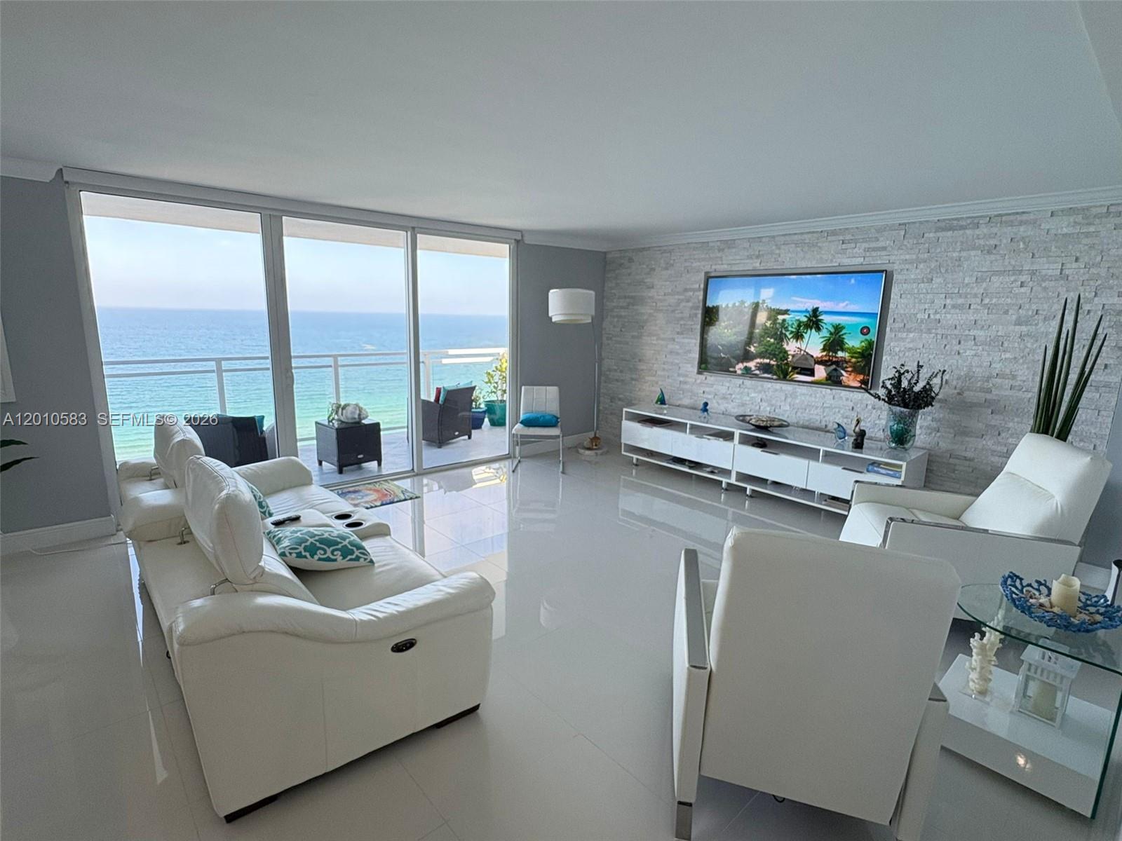 Photo of 2030 Ocean Dr  #1812, Hallandale Beach, Florida, 33009 - 