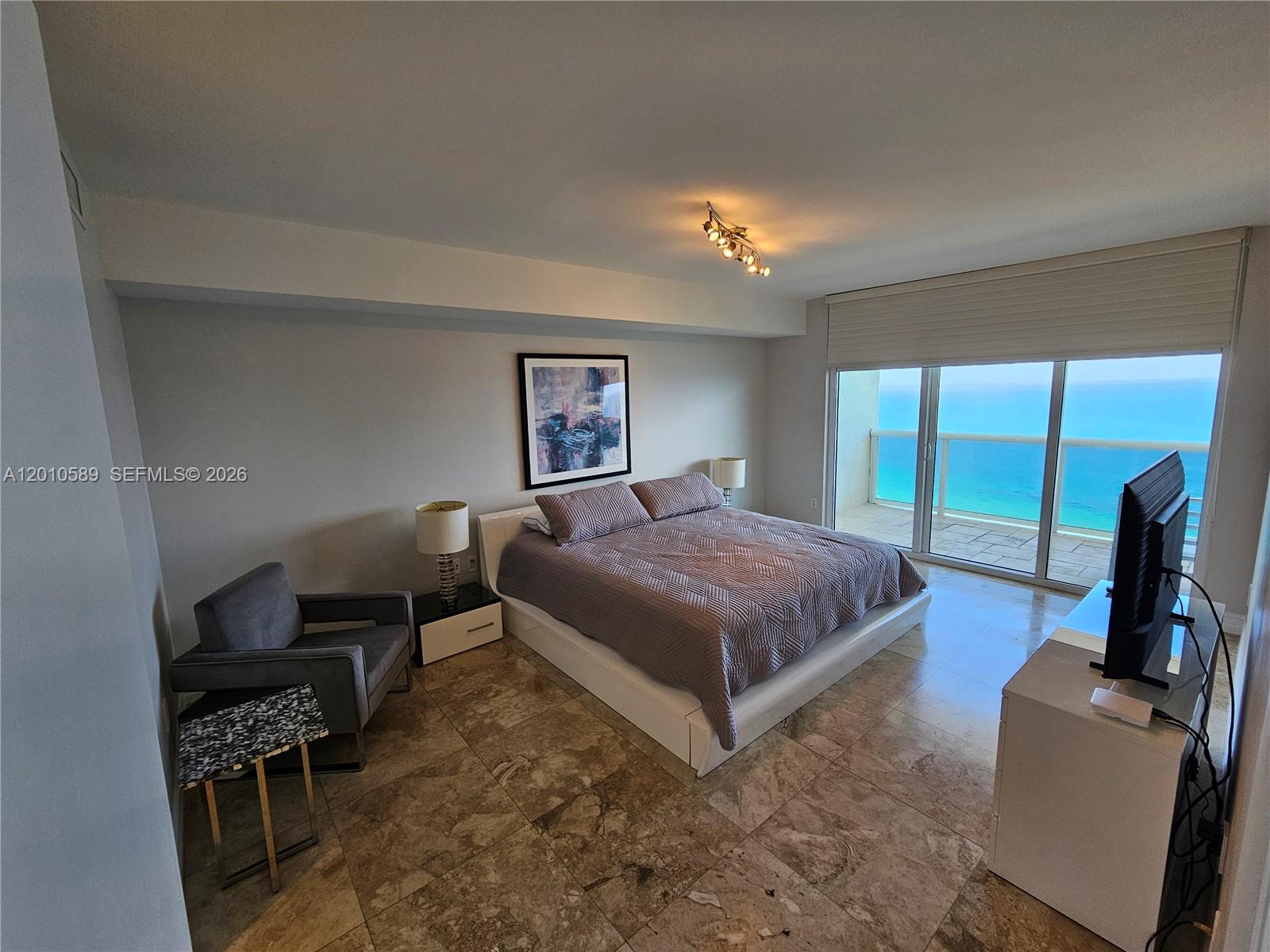 2602 3 / 3 1841 sq. ft. $ 2026-04-30 0 Photo