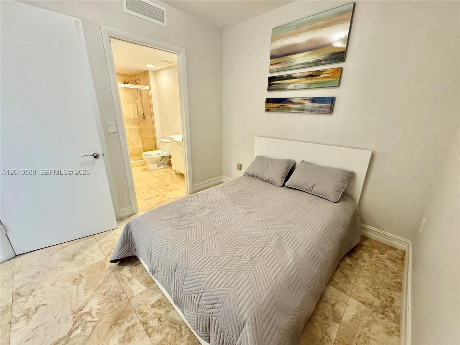2602 3 / 3 1841 sq. ft. $ 2026-04-30 0 Photo