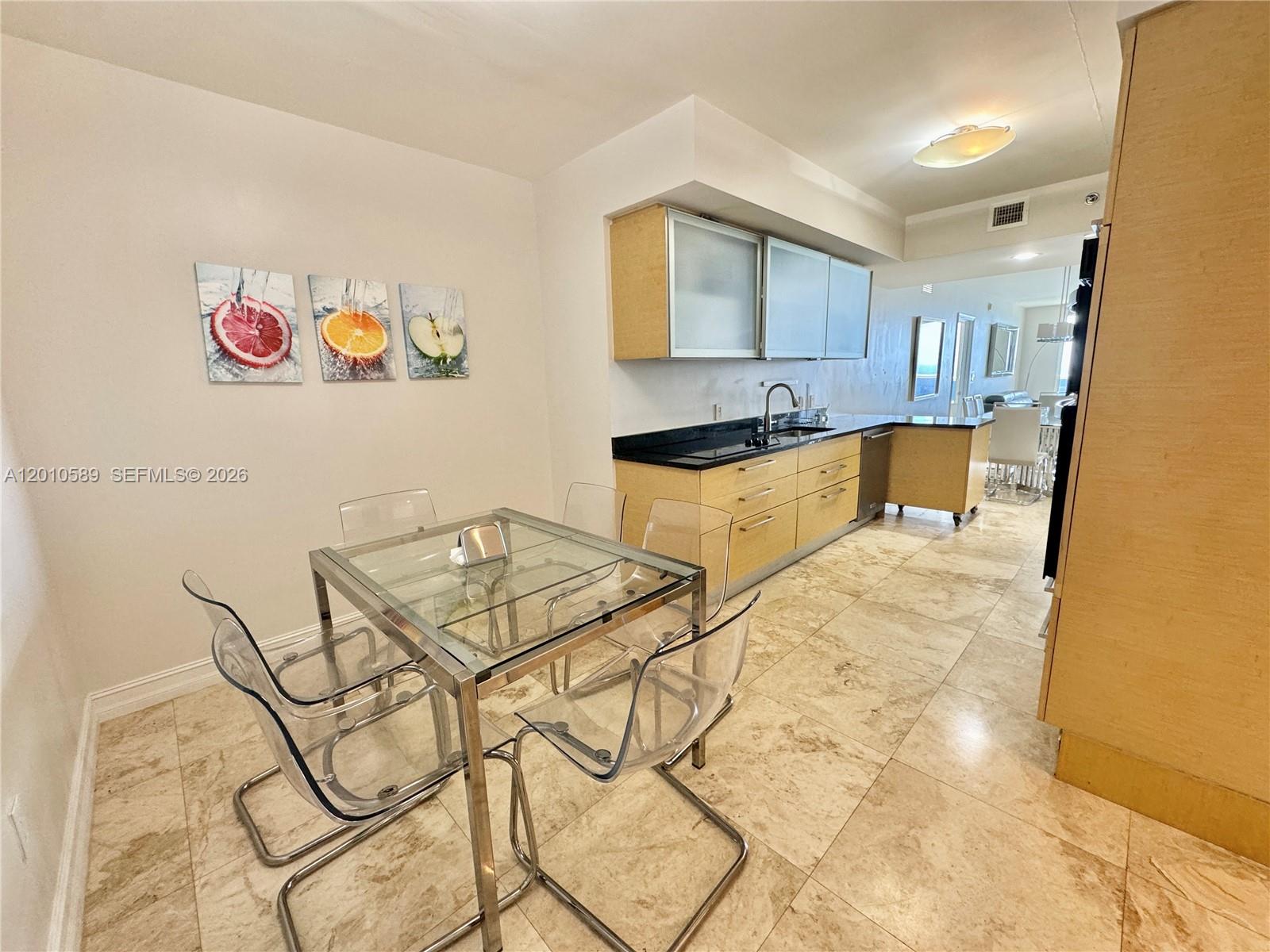 2602 3 / 3 1841 sq. ft. $ 2026-04-30 0 Photo