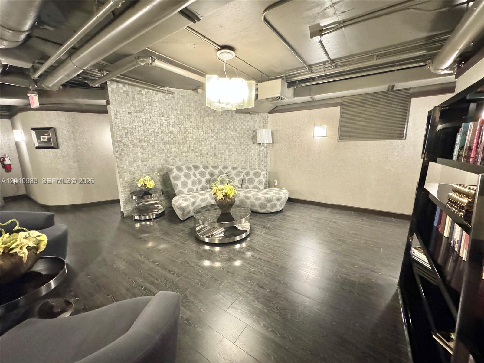 2602 3 / 3 1841 sq. ft. $ 2026-04-30 0 Photo