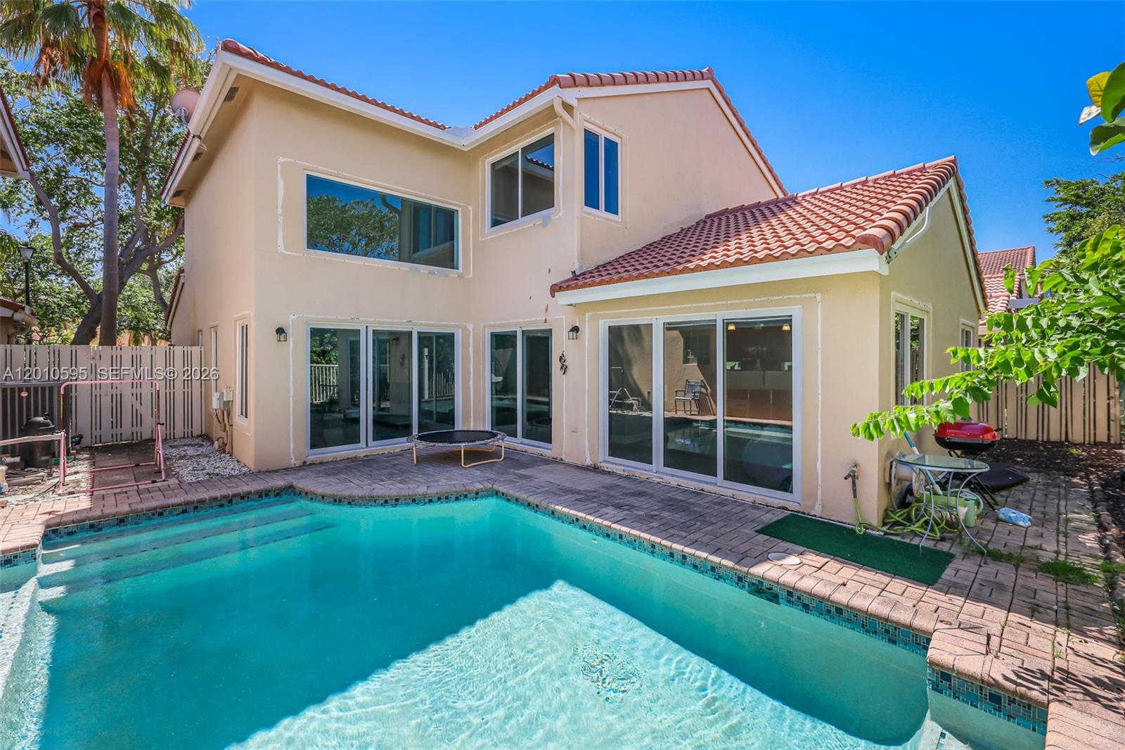 Photo of 1065 Weeping Willow Way  (1065), Hollywood, Florida, 33019 - 