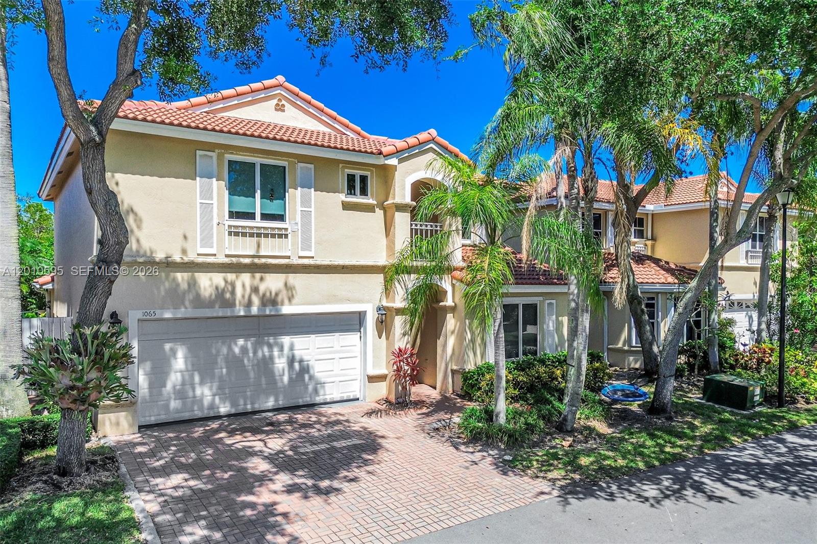 Photo of 1065 Weeping Willow Way  (1065), Hollywood, Florida, 33019 - 