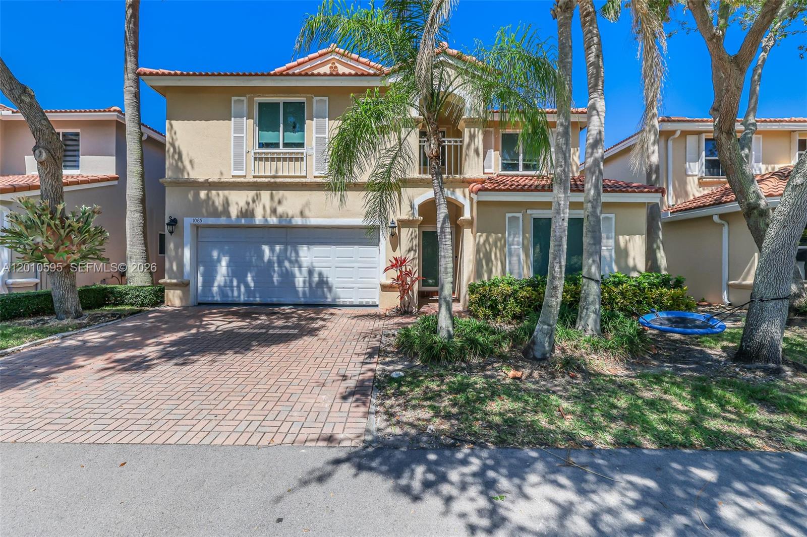 Photo of 1065 Weeping Willow Way  (1065), Hollywood, Florida, 33019 - 
