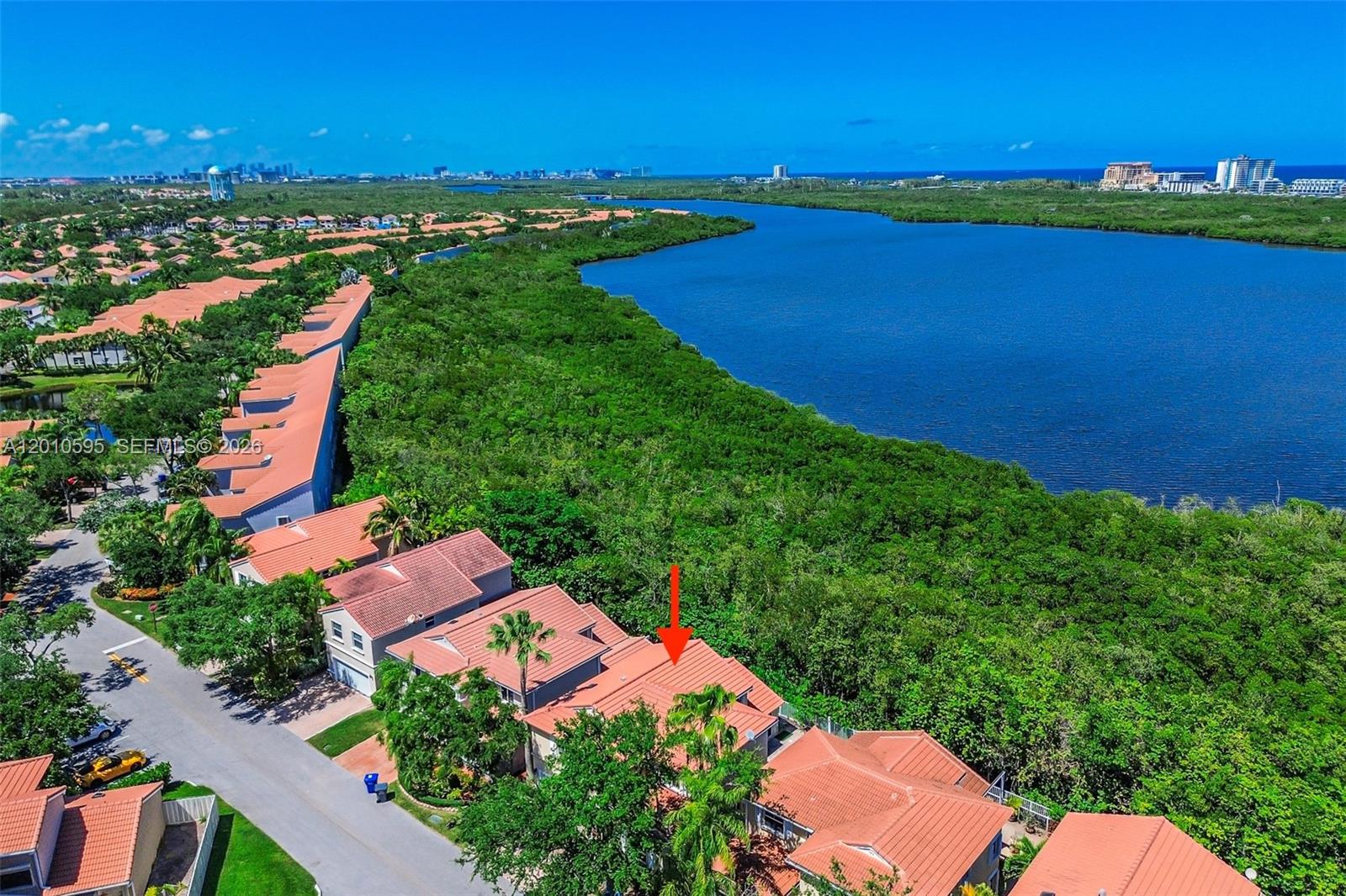 Photo of 1065 Weeping Willow Way  (1065), Hollywood, Florida, 33019 - 