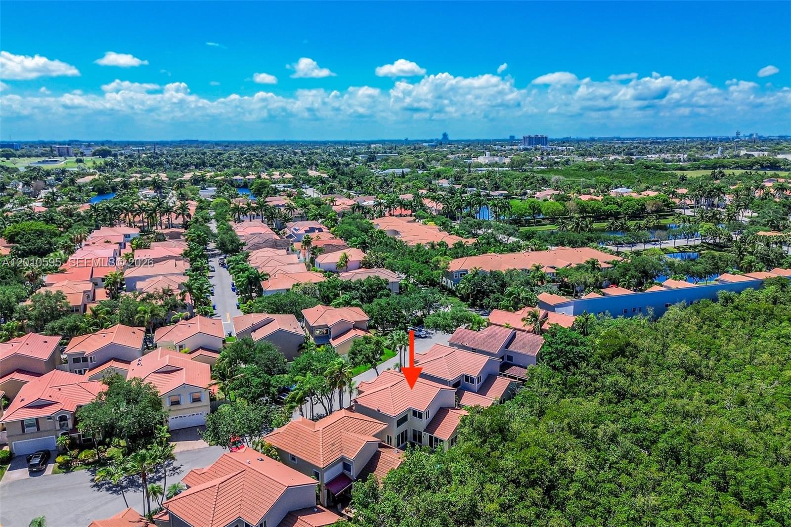 Photo of 1065 Weeping Willow Way  (1065), Hollywood, Florida, 33019 - 