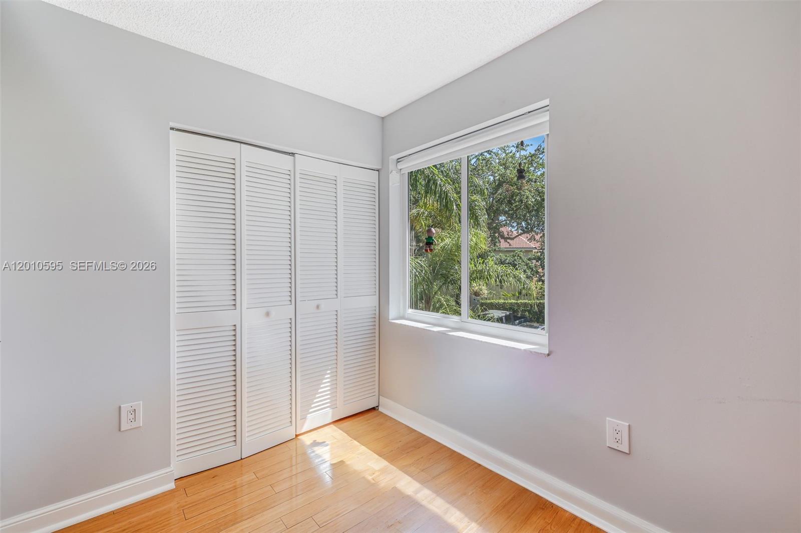 Photo of 1065 Weeping Willow Way  (1065), Hollywood, Florida, 33019 - 